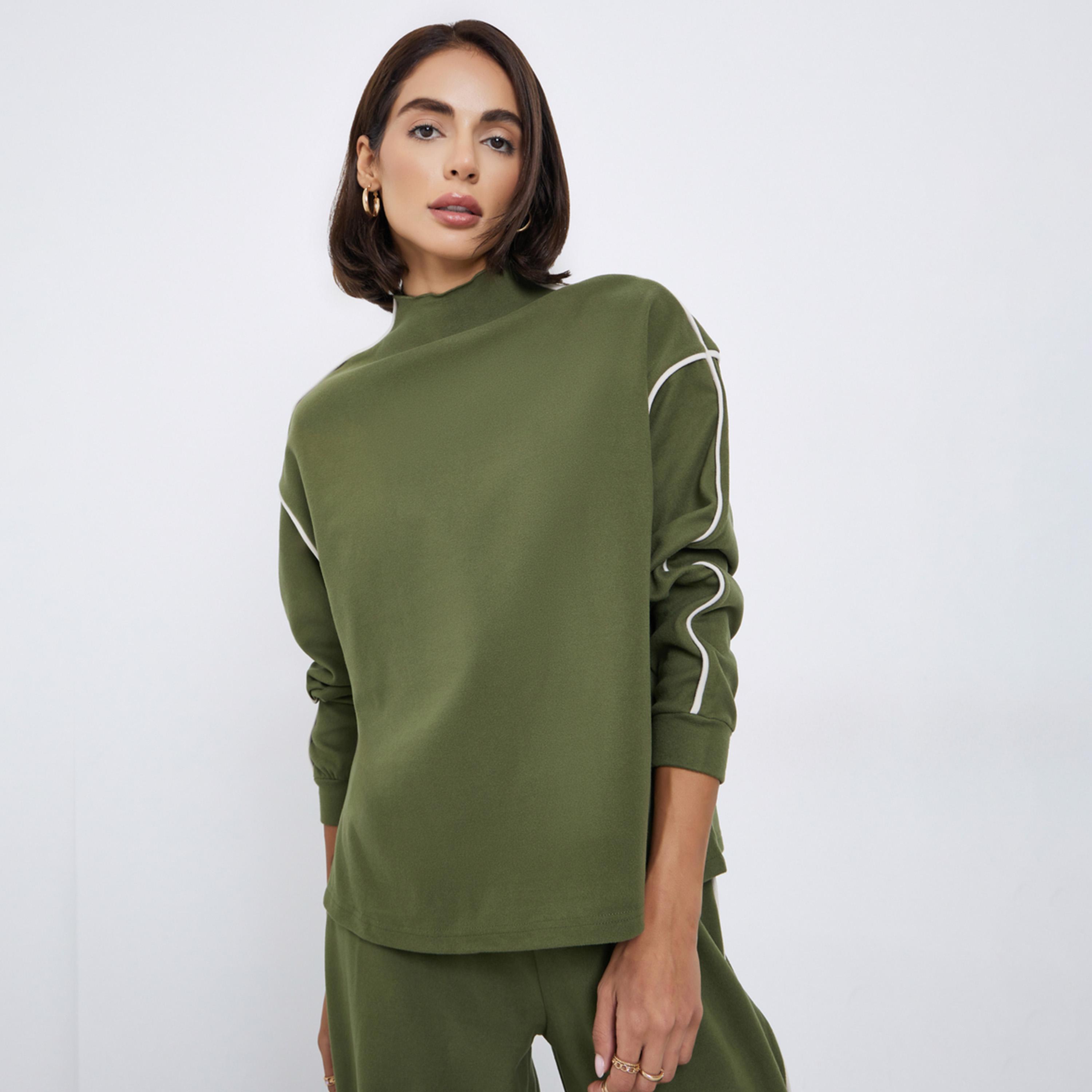 ستايلي - سويت شيرت أخضر داكن حجم كبير برقبة دائرية-women-clothing-hoodiesandsweatshirts-sweatshirts-image-1