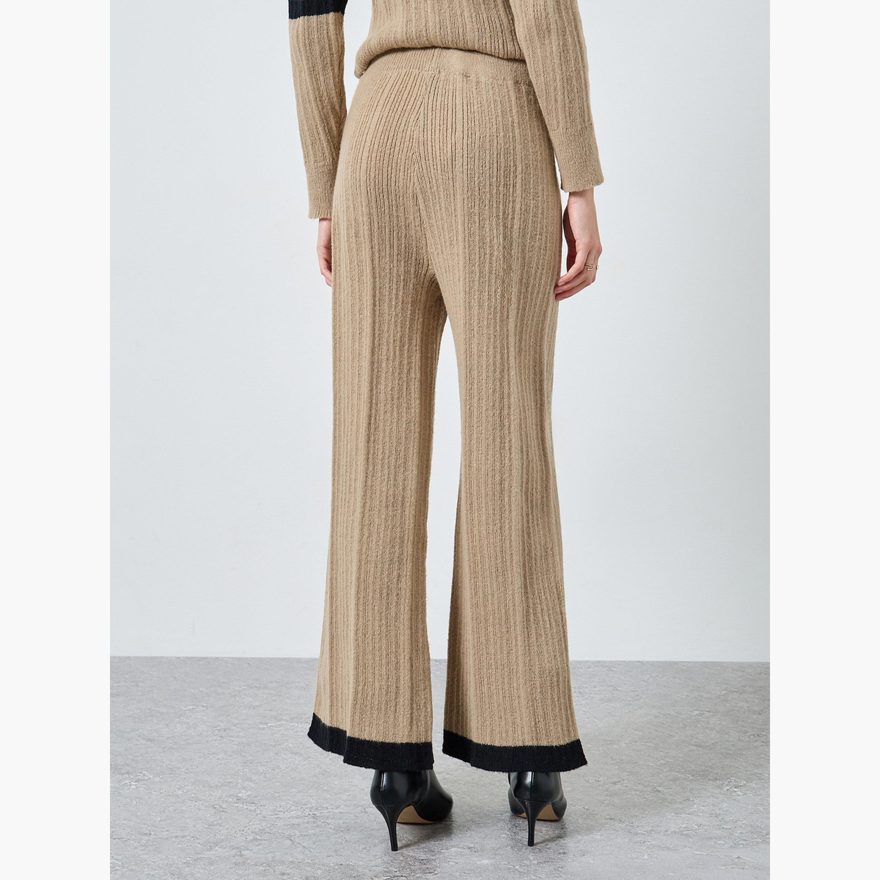 ستايلي - بنطال واسع الساق من قماش محبوك باللون البيج مع حواف متباينة للنساء-women-clothing-bottoms-trousers-image-4