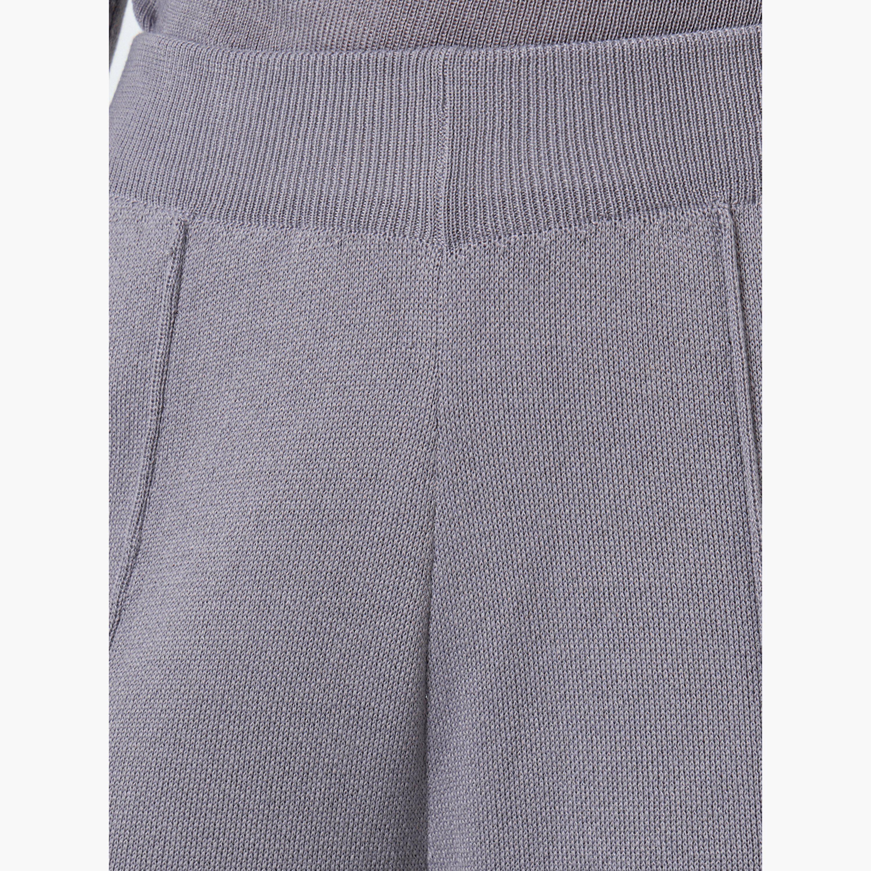 ستايلي - بنطال رمادي واسع الساق بخامة مريحة وناعمة-women-clothing-bottoms-trousers-image-3