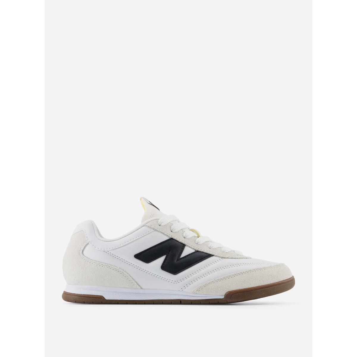New Balance RC42 Shoes-women-shoes-sneakers-image-2