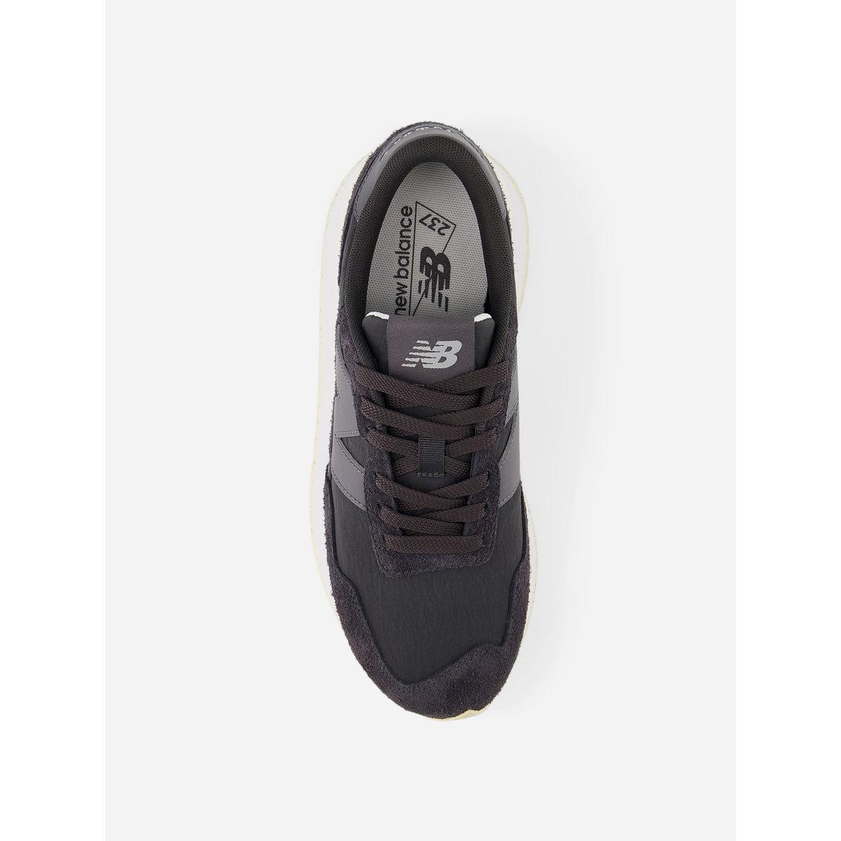 New Balance 237 Shoes-women-shoes-sneakers-image-5
