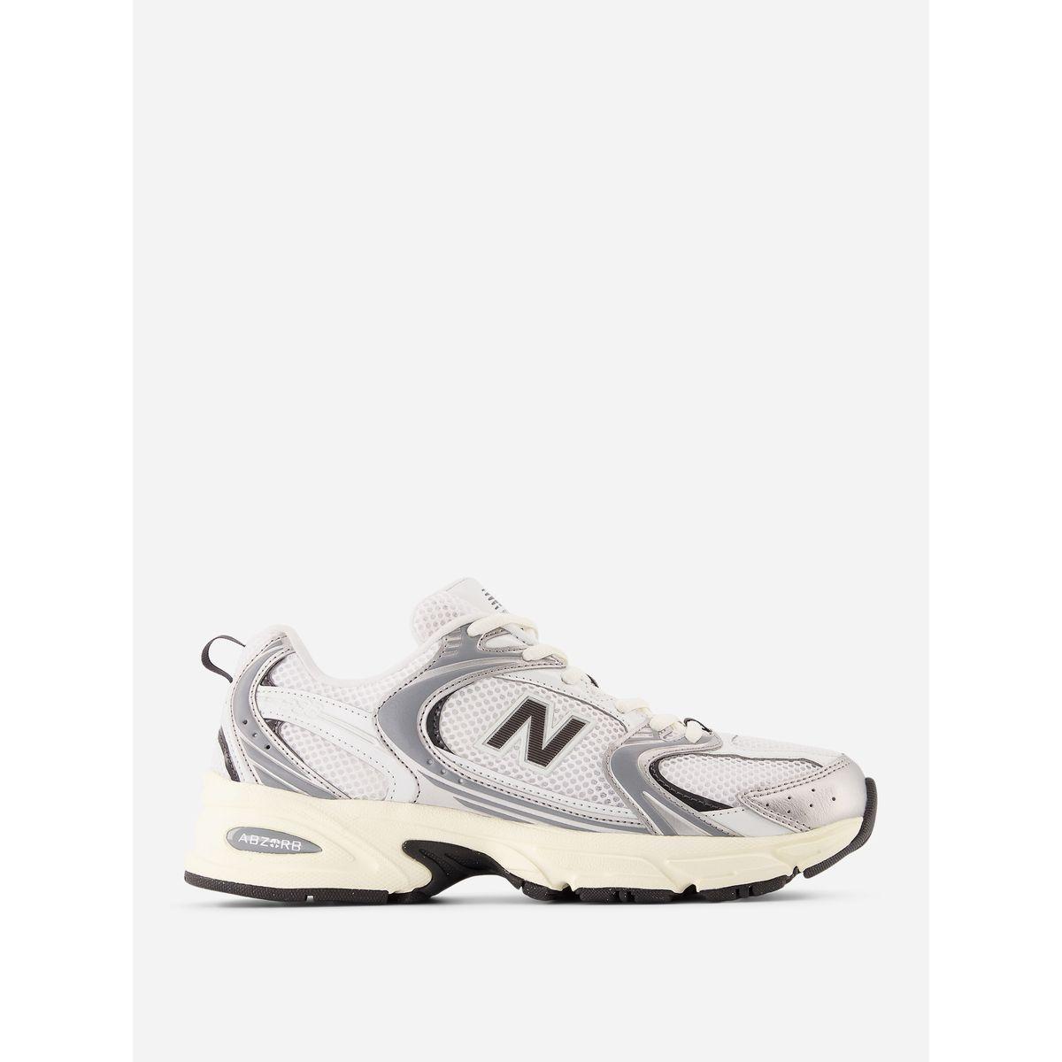 New Balance 530 Shoes-women-shoes-sneakers-image-2