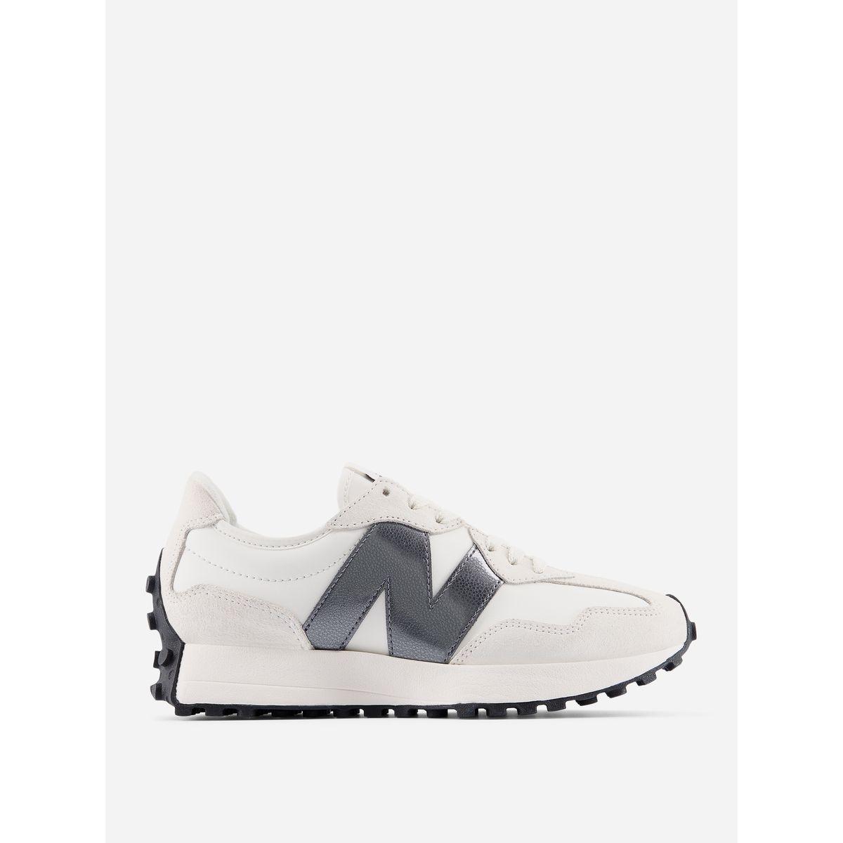 New Balance 327 Shoes-women-shoes-sneakers-image-5