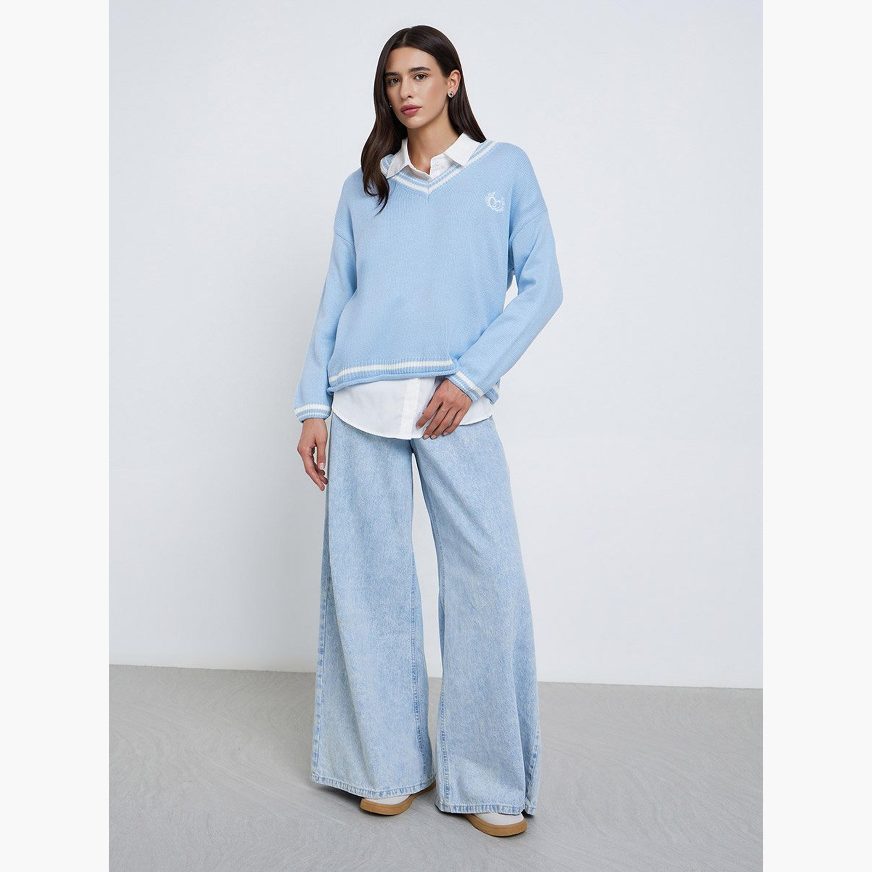Styli Blue V-Neck Striped Oversized Sweater-women-winterwear-cardigansandjumpers-jumpers-image-2