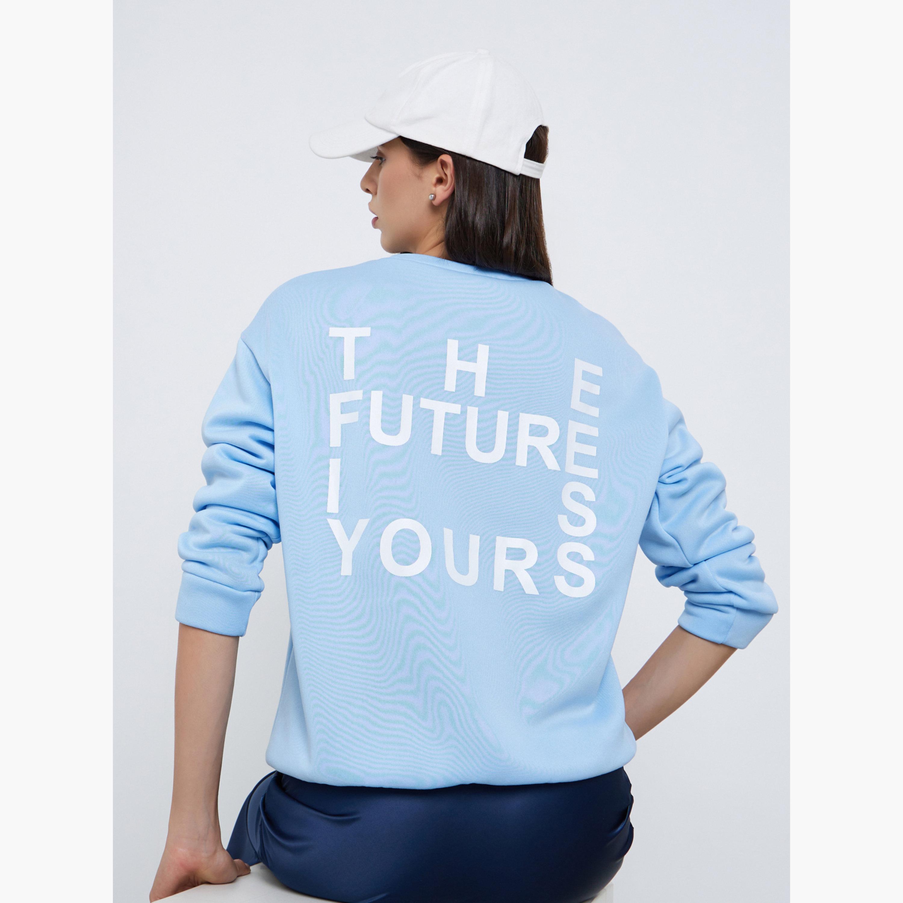 ستايلي - سويت شيرت أزرق بقصّة عادية مع طباعة شعار-women-winterwear-hoodiesandsweatshirts-sweatshirts-image-4