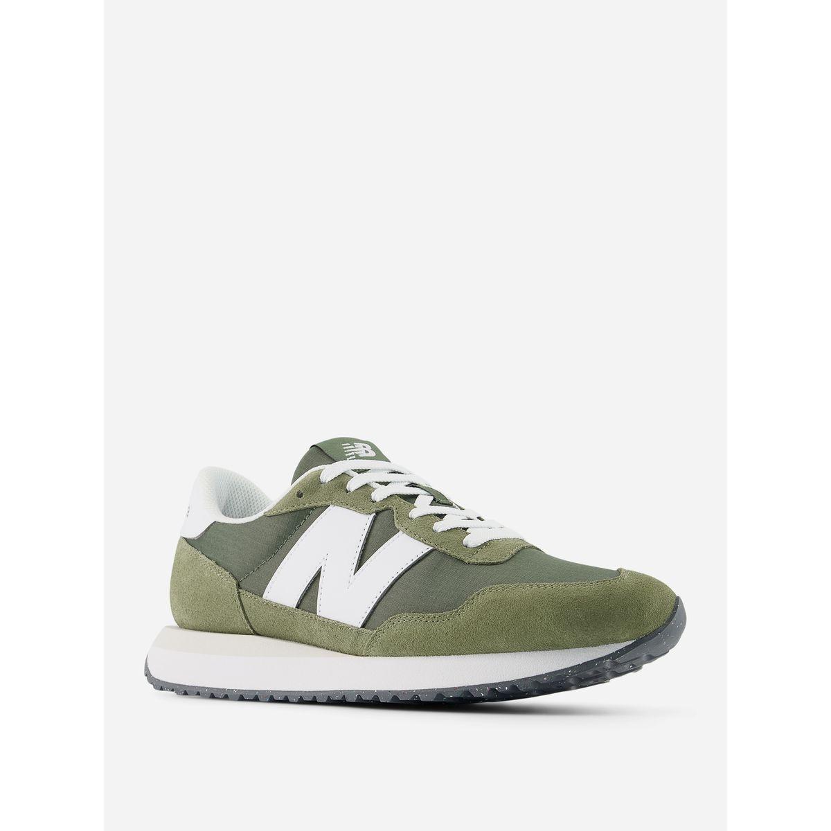 New Balance 237 Shoes-men-shoes-sneakers-image-5