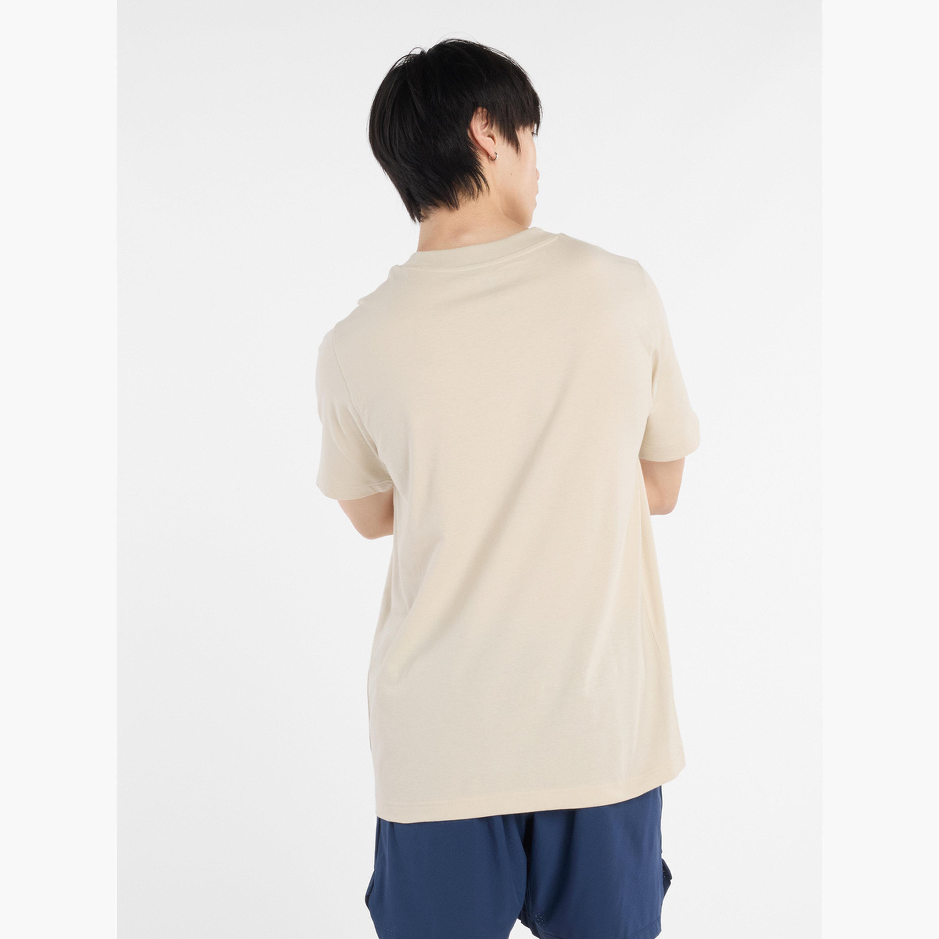 نيو بالانس - تي شيرت رجالي رياضي أساسي بشعار مرقط-men-clothing-tshirtsandpolos-tshirts-image-3