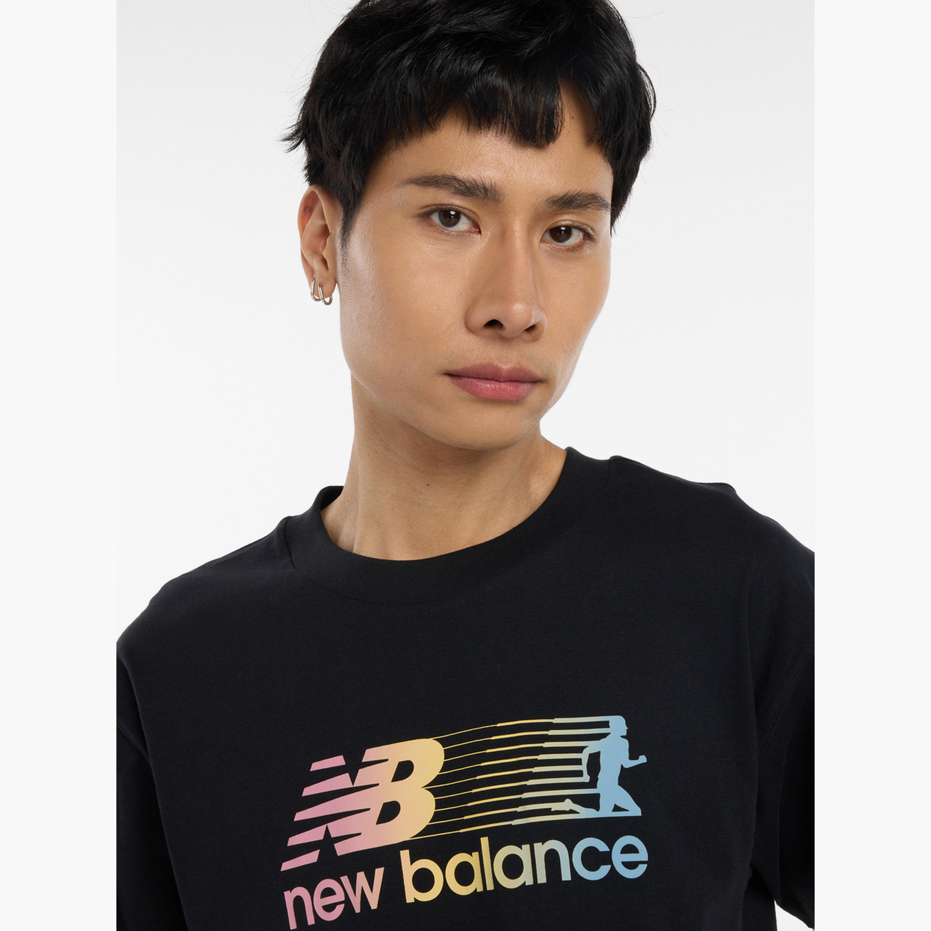 New Balance Men Black Logo Graphic T-Shirt-men-clothing-tshirtsandpolos-tshirts-image-4