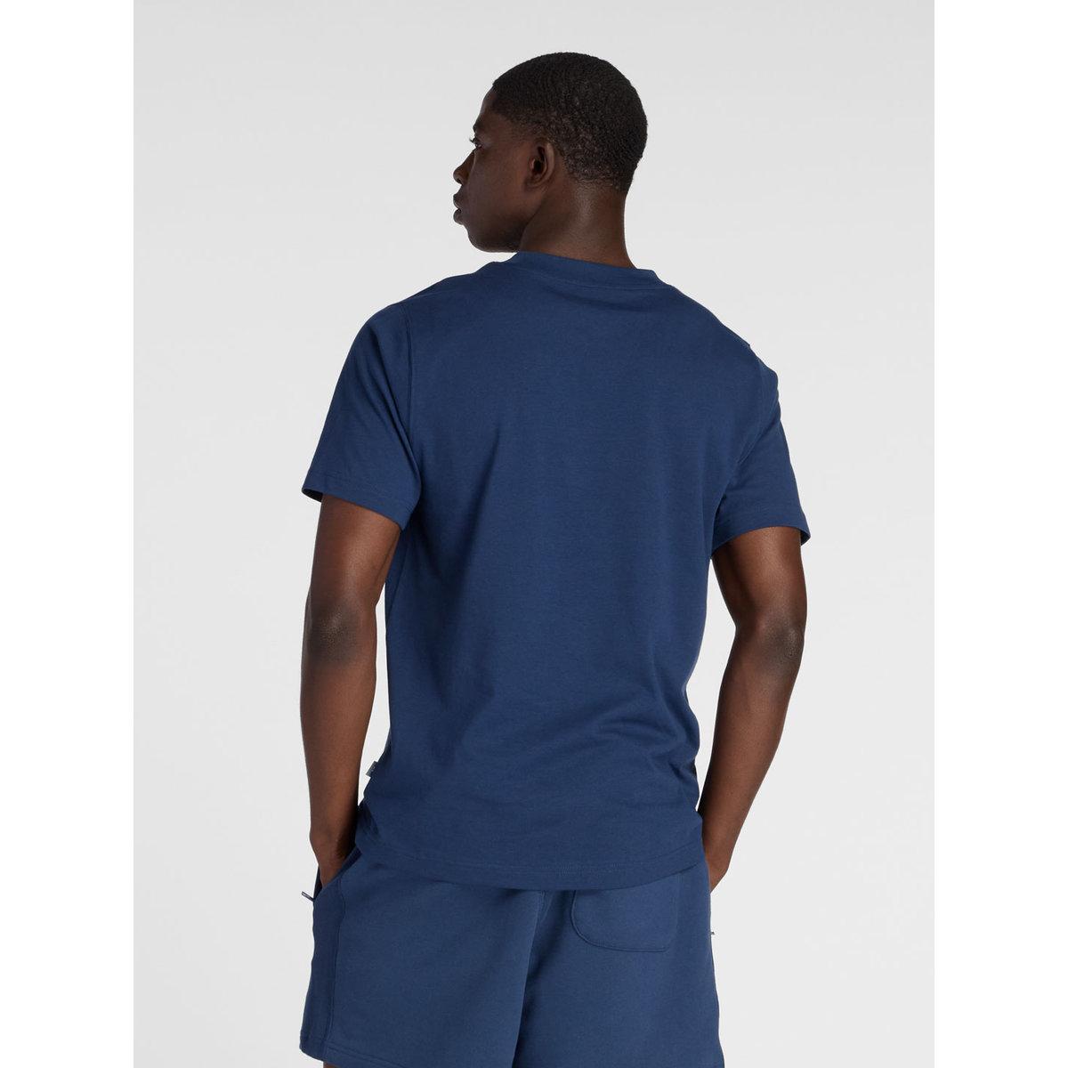 New Balance Angular Logo T-Shirt-men-clothing-tshirtsandpolos-tshirts-image-3