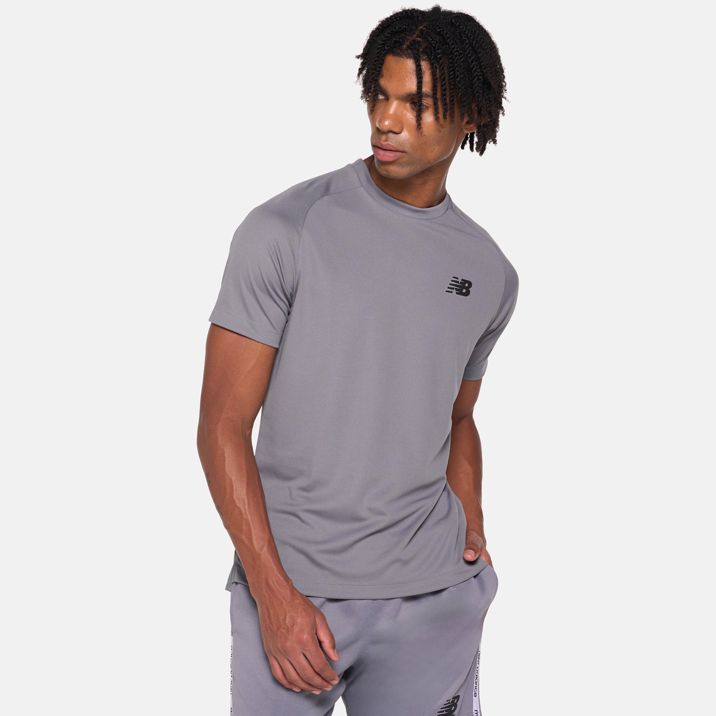 نيو بالانس - تي شيرت تدريب جيرسي فحمي للرجال-men-clothing-sportswearandactivewear-tshirtsandpolos-image-3