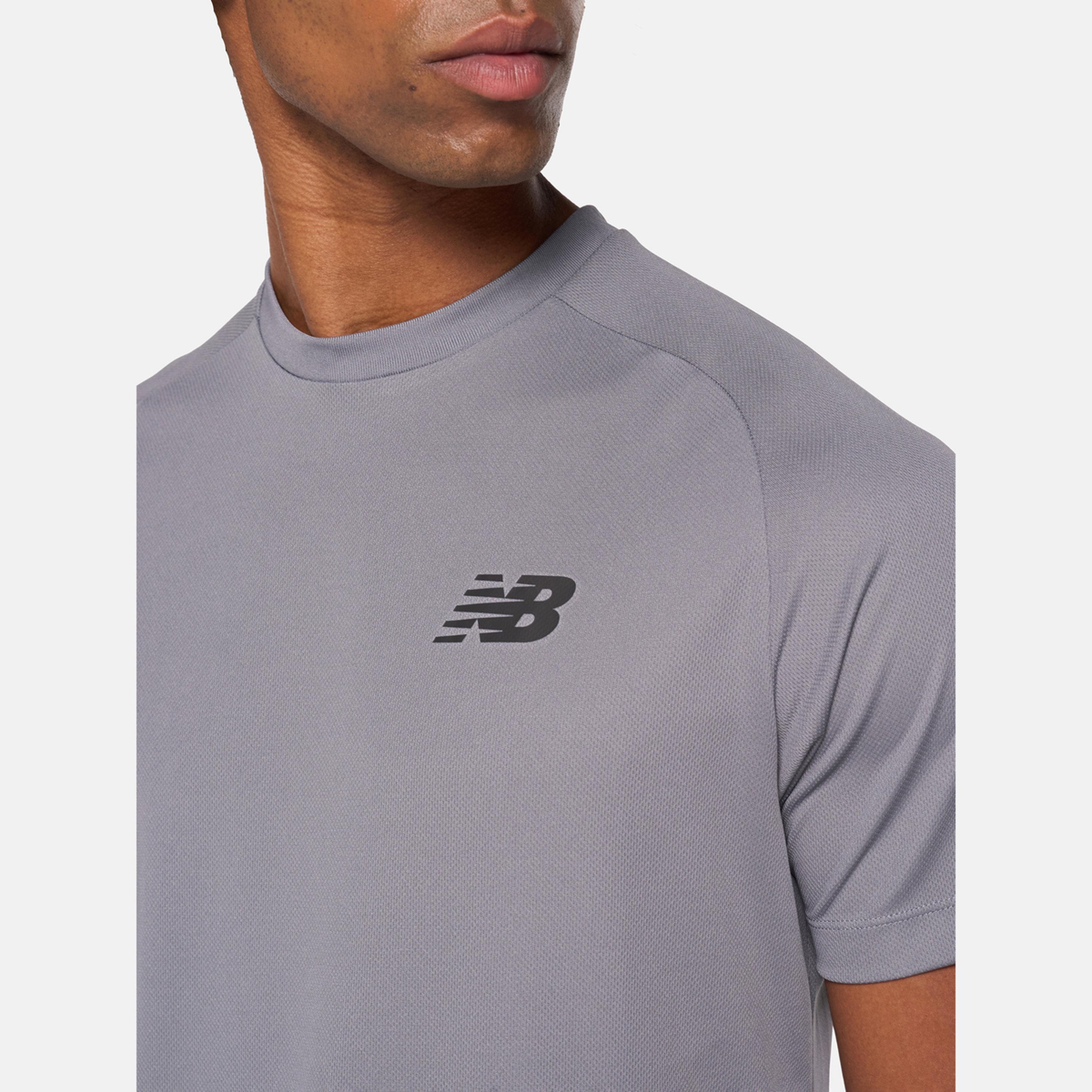 New Balance Men Charcoal Jersey Training T-Shirt-men-clothing-sportswearandactivewear-tshirtsandpolos-image-4