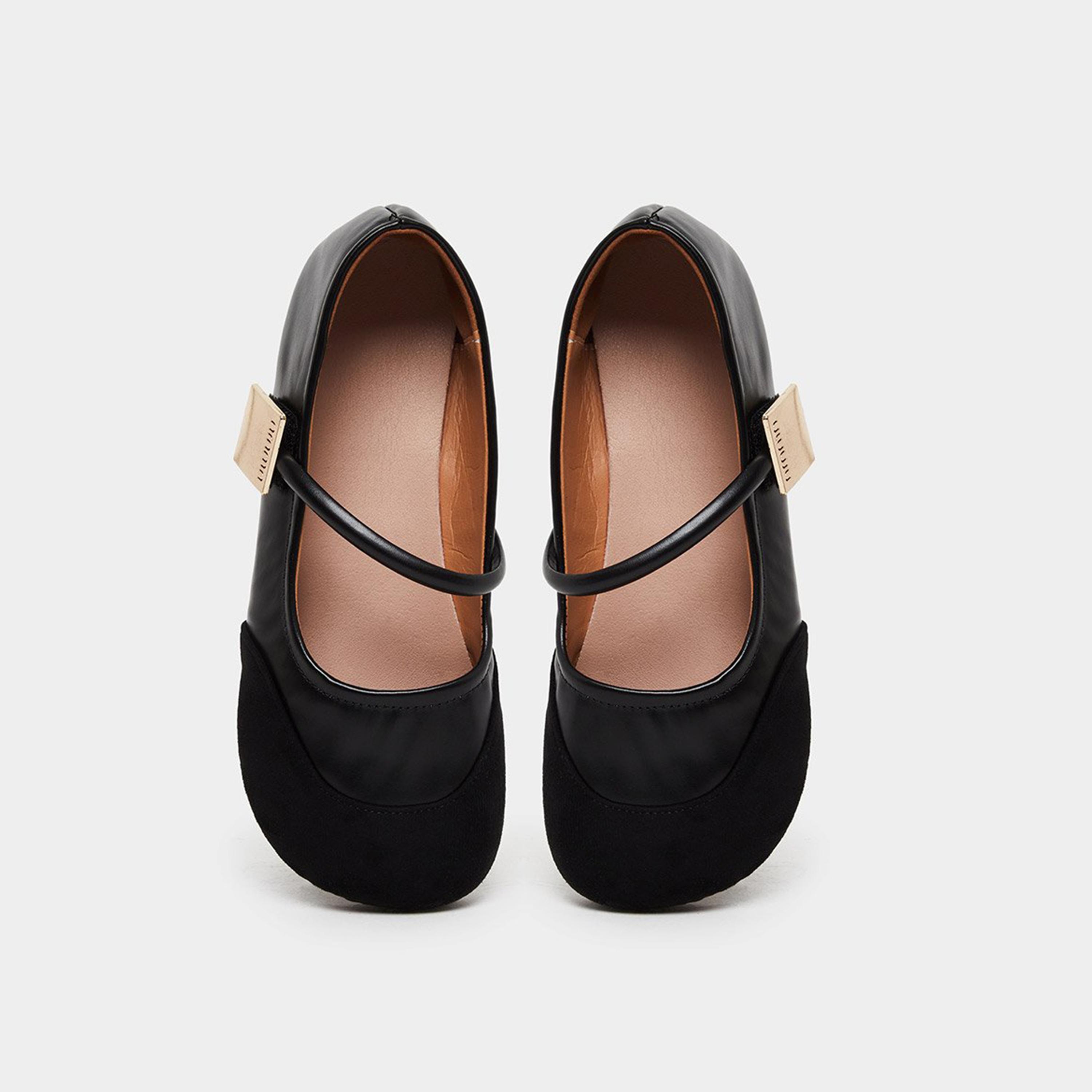 تيك تو - حذاء مسطح بحزام معدني ومقدمة مستديرة-women-shoes-flats-ballerinas-image-6