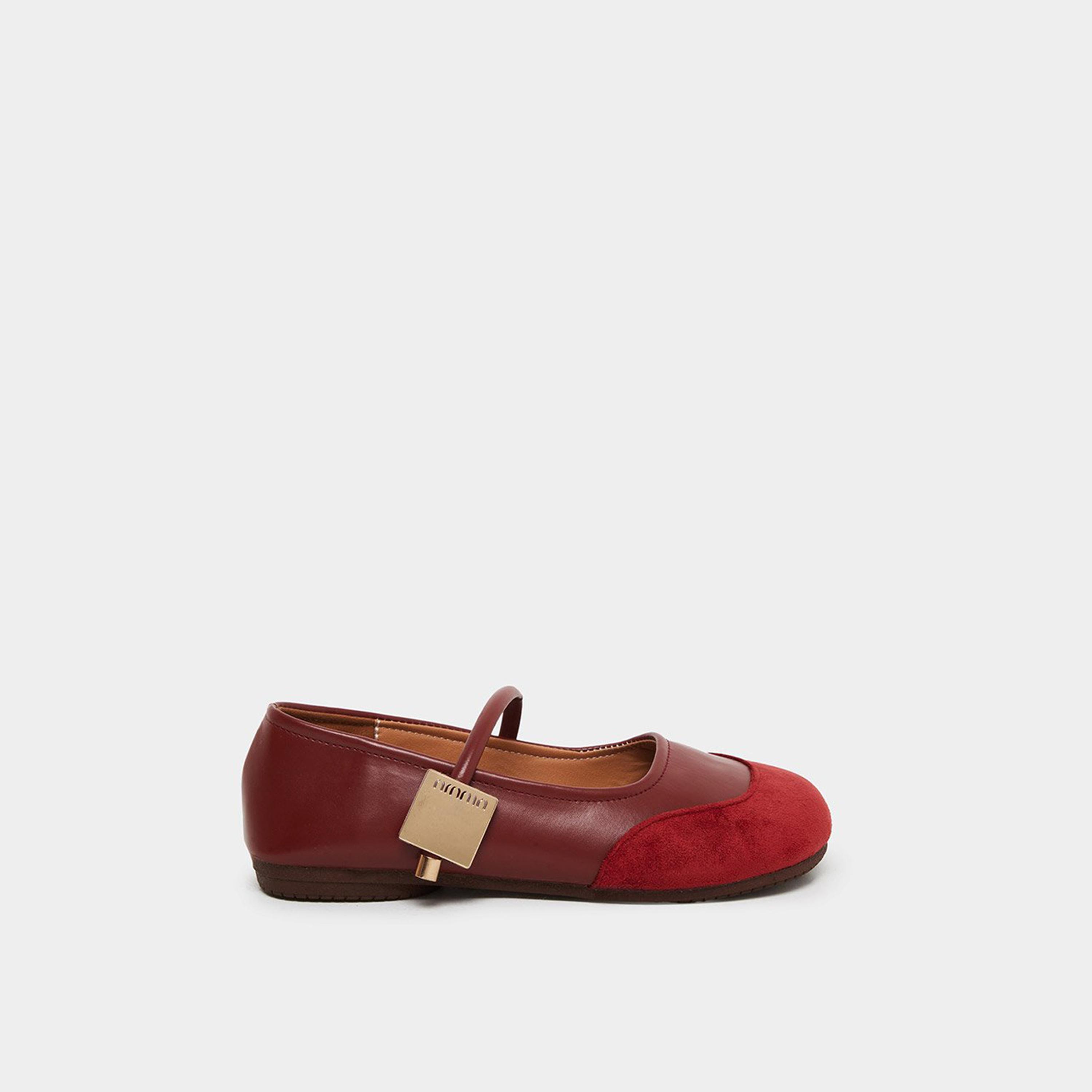 تيك تو - حذاء مسطح بحزام معدني ومقدمة مستديرة-women-shoes-flats-ballerinas-image-3