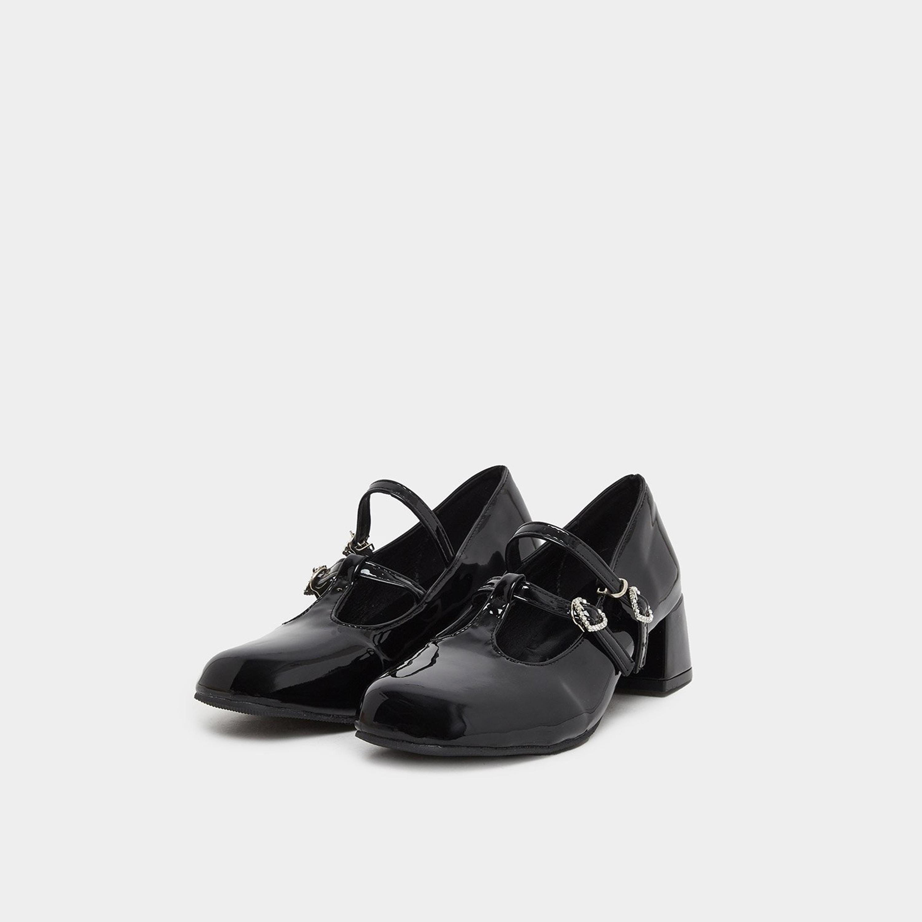 تيك تو - حذاء ماري جين أسود مسطح مع أبازيم على شكل قلب-women-shoes-sandals-heeled-image-1