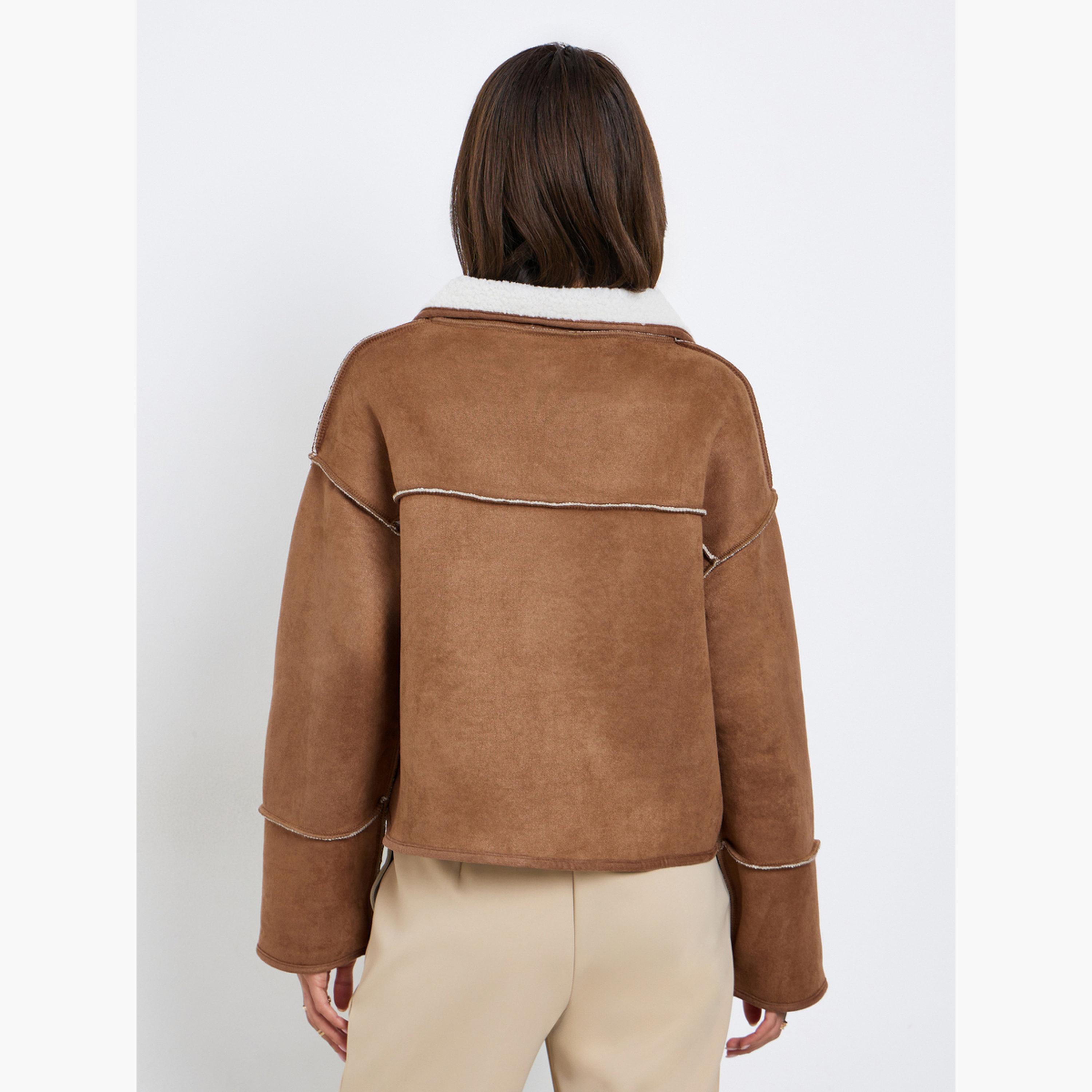 ستايلي - جاكيت نسائي بأزرار وياقة وأكمام طويلة ومزين بالفرو-women-winterwear-coatsandjackets-jackets-image-4