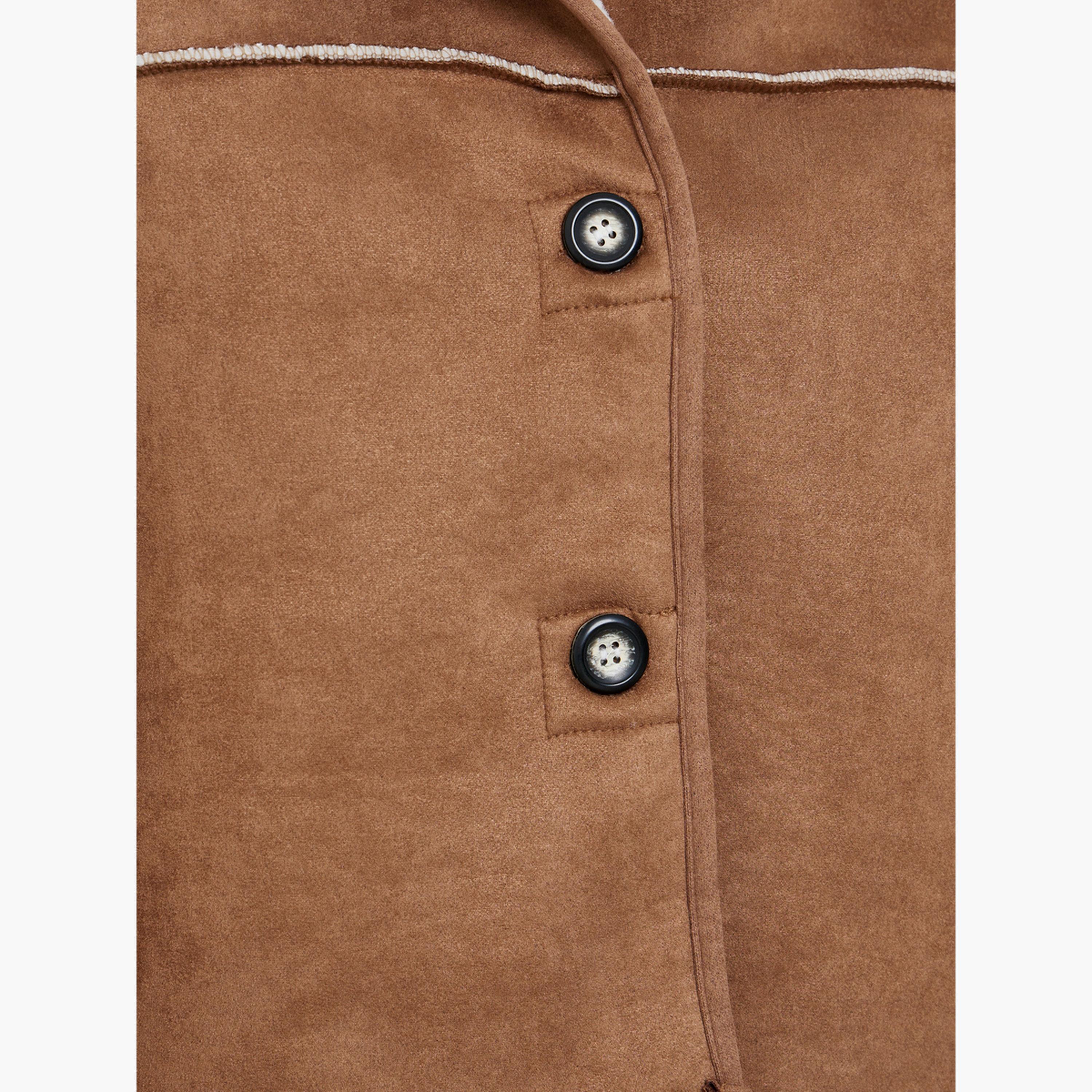 ستايلي - جاكيت نسائي بأزرار وياقة وأكمام طويلة ومزين بالفرو-women-winterwear-coatsandjackets-jackets-image-5