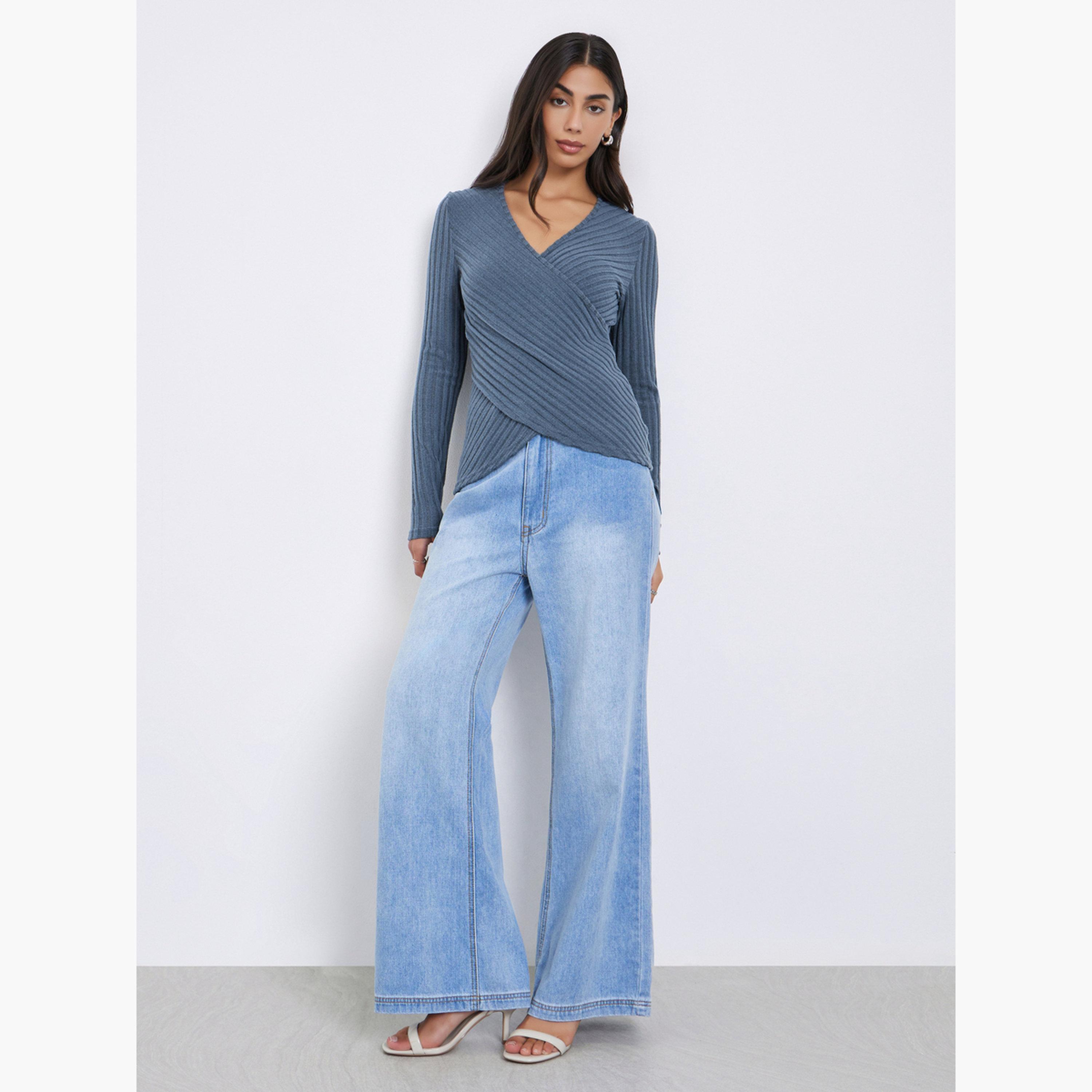 ستايلي - بلوزة ملفوفة بفتحة رقبة على شكل حرف V-women-clothing-shirtsandblouses-blouses-image-2