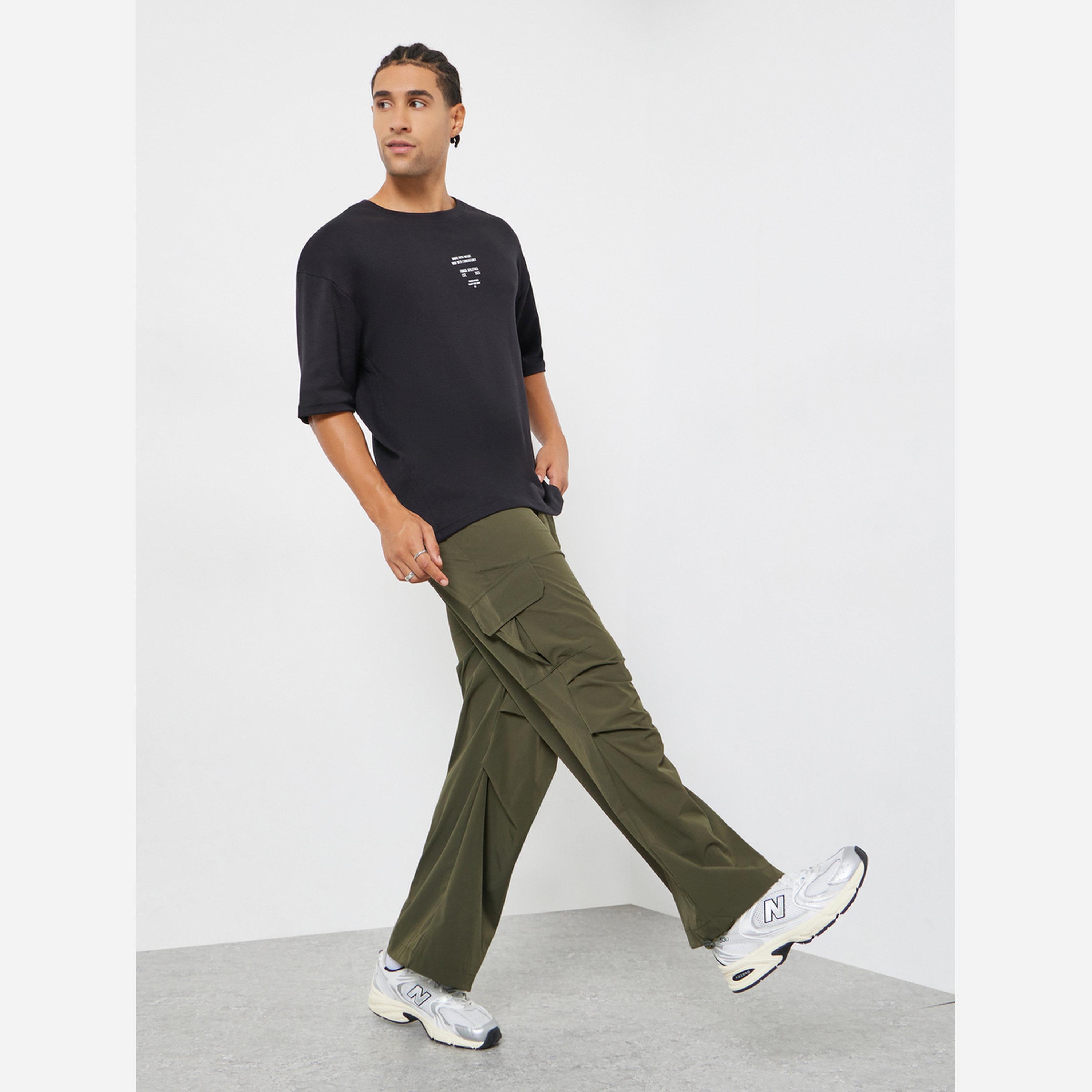 Styli Men Olive Green Relaxed Cargo Pants-men-clothing-bottoms-trousersandchinos-trousers-image-2