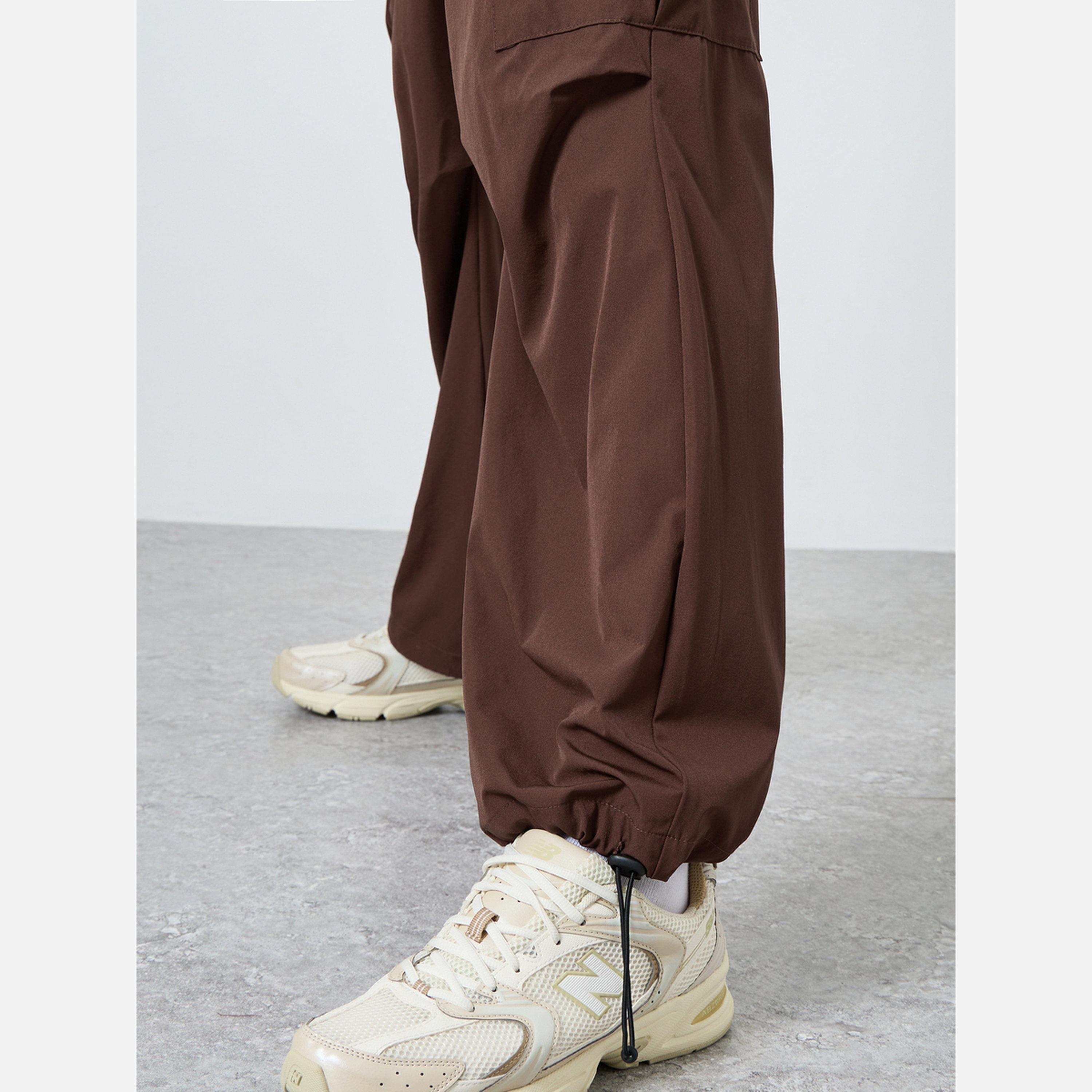 ستايلي - بنطال رجالي مقاس واسع بكسرات أمامية-men-clothing-bottoms-trousersandchinos-trousers-image-4