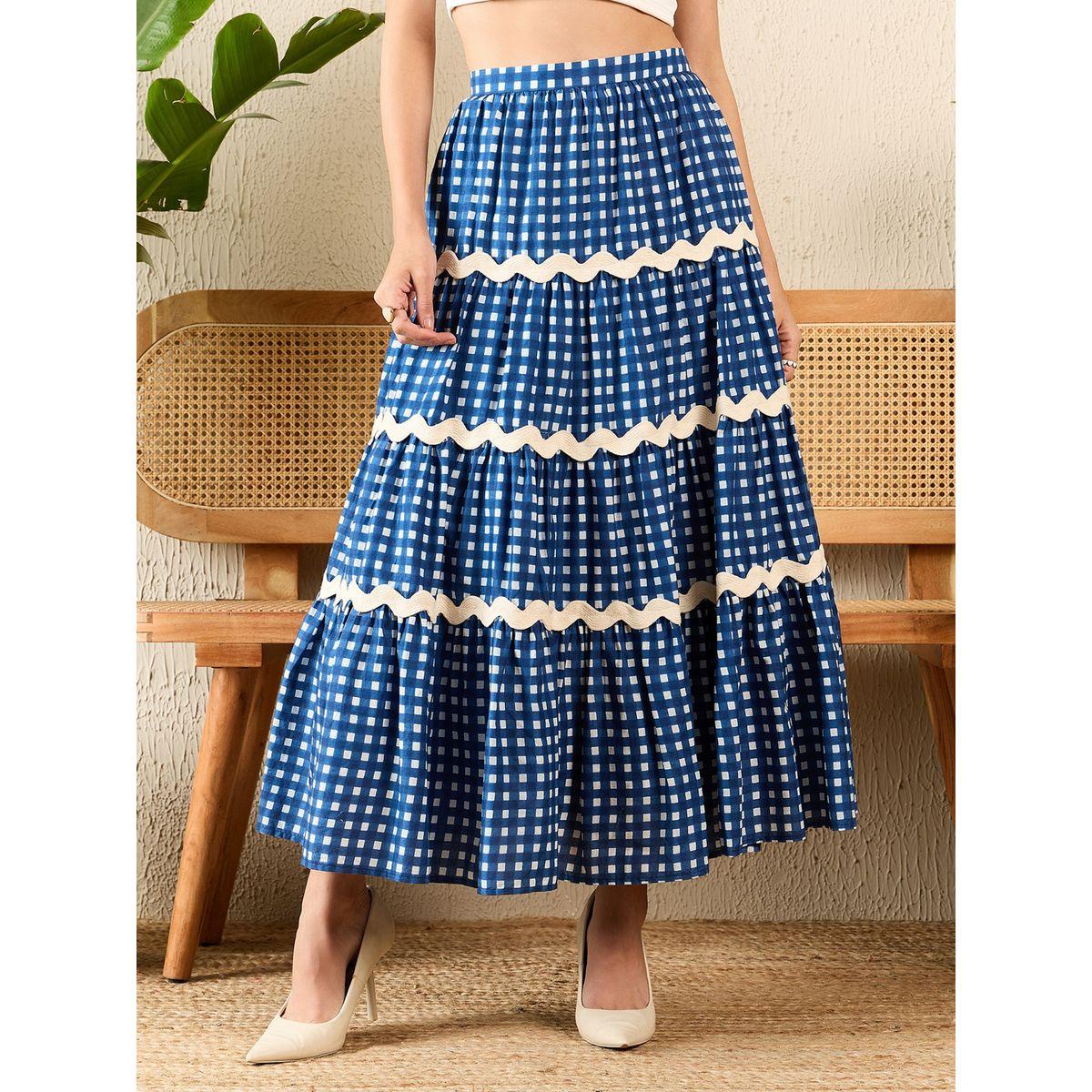 اب تاوني × ستايلي - تنورة ماكسي ريك راك زرقاء من قماش غينغهام متعدد الطبقات للنساء-women-clothing-skirts-image-2