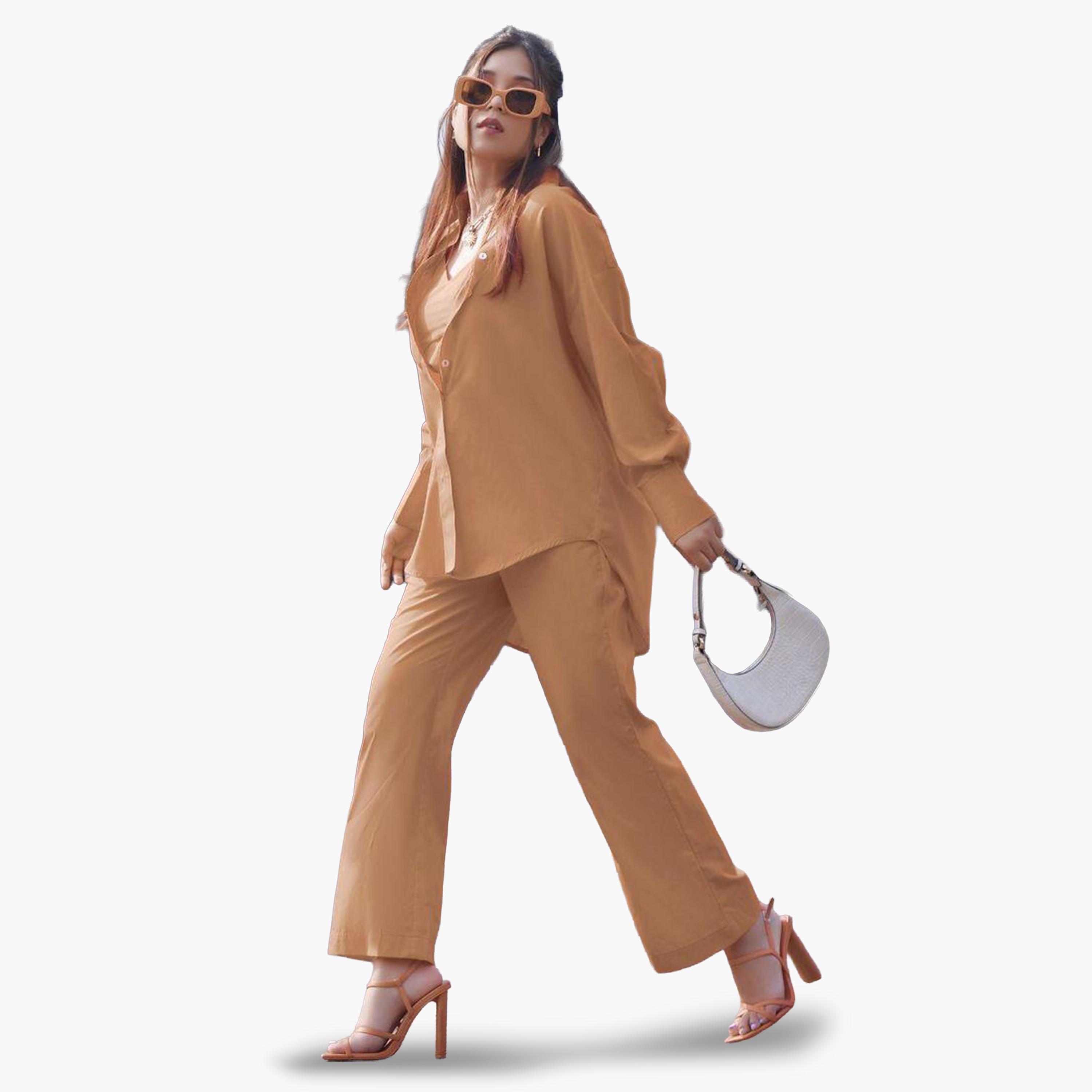 اب تاوني × ستايلي - قميص بني بحافة منسدلة وبنطال منسقان للنساء-women-clothing-coordsets-image-3