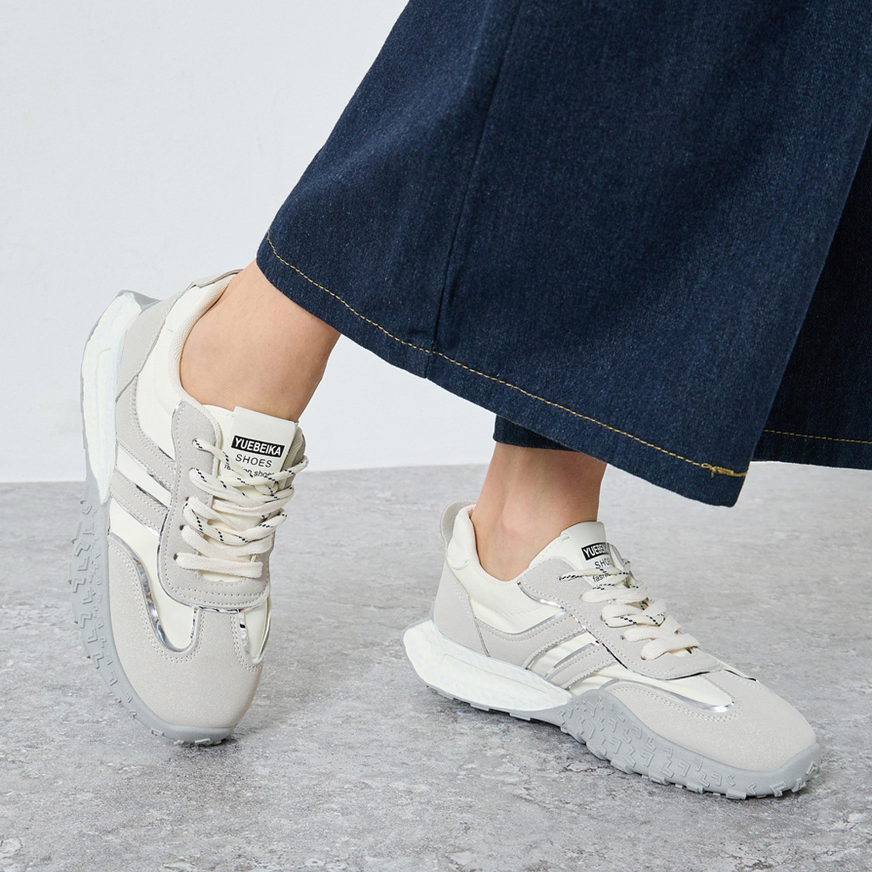 ستايلي - حذاء رياضي برباط بألوان متعددة للنساء-women-shoes-sneakers-image-2