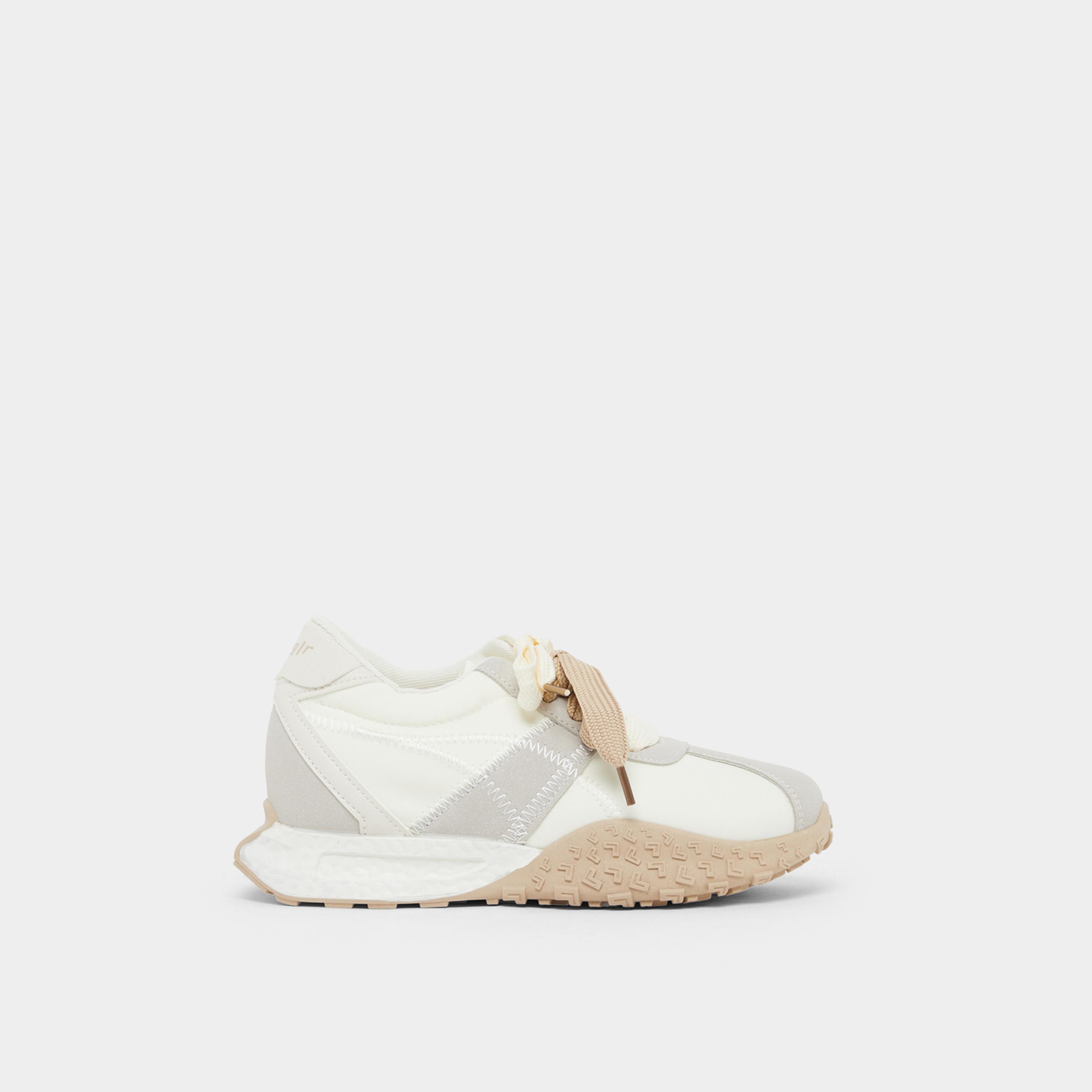 ستايلي - حذاء رياضي مزدوج برباط ومحكم للنساء-women-shoes-sneakers-image-3