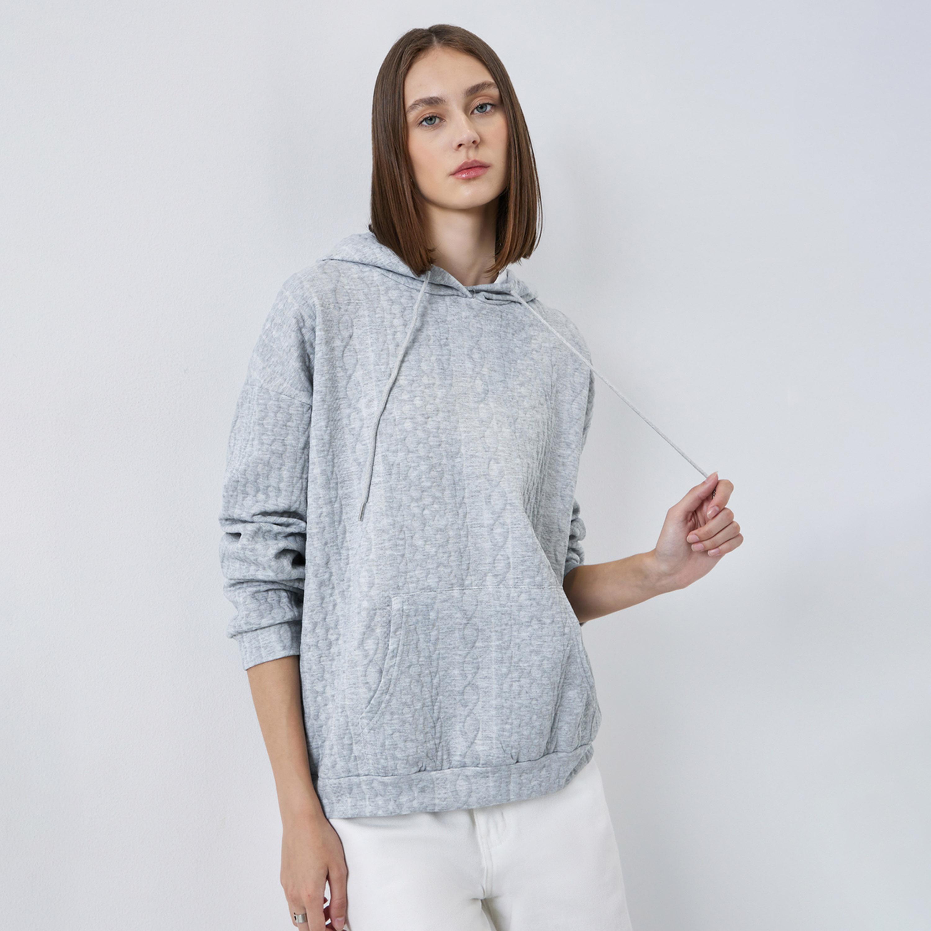ستايلي - هودي رمادي حجم كبير ومحكم الغلق مع رباط-women-clothing-hoodiesandsweatshirts-hoodies-image-1