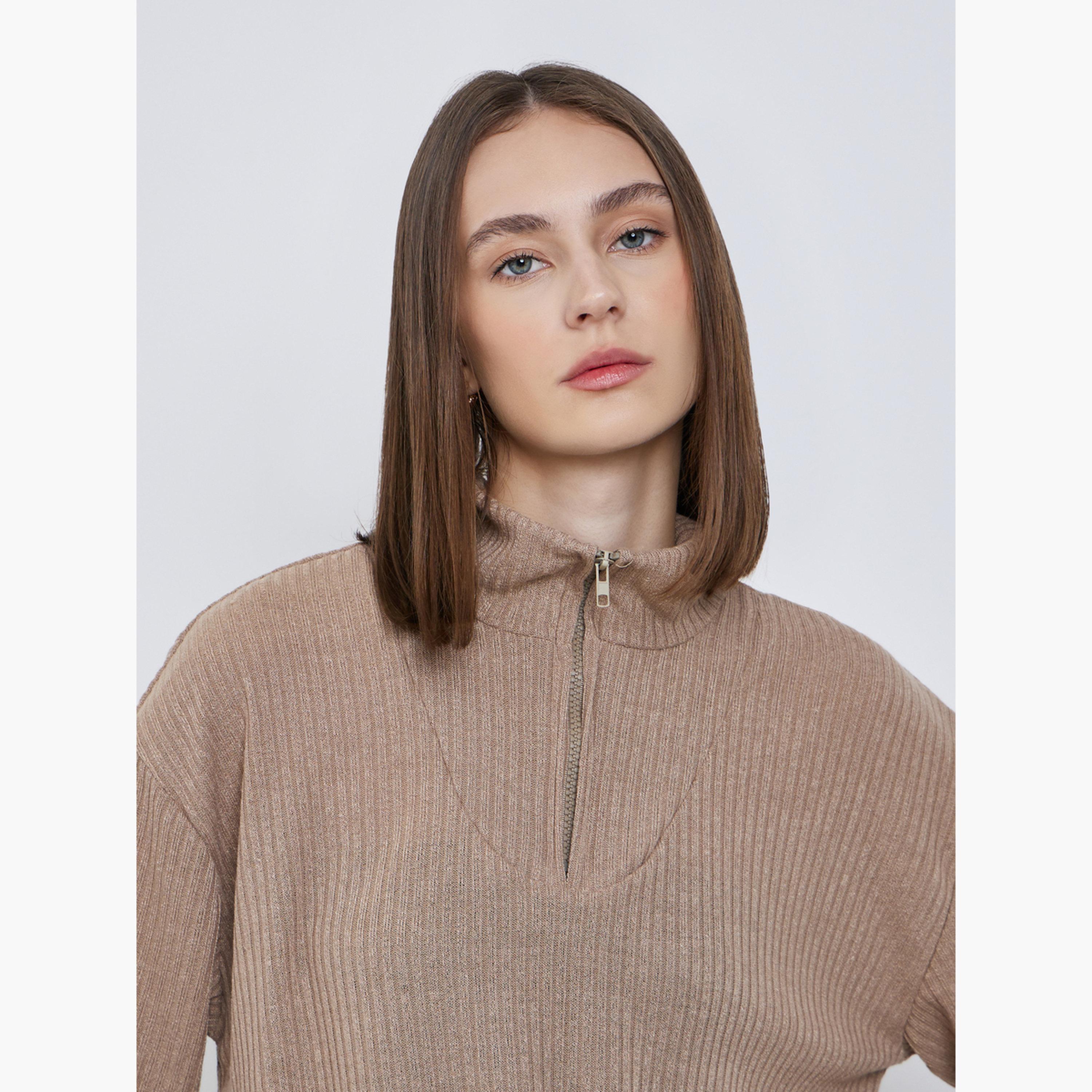 ستايلي - سويت شيرت كاكي سادة مضلع-women-winterwear-hoodiesandsweatshirts-sweatshirts-image-4
