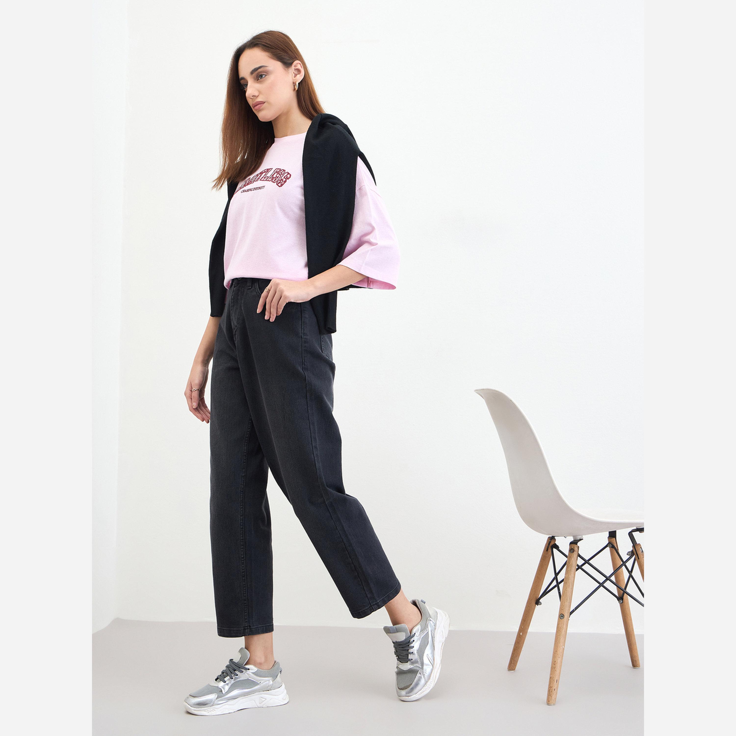 ستايلي - بنطال جينز نسائي لون أسود بخصر عالٍ وقصة مريحة-women-clothing-bottoms-jeans-image-2