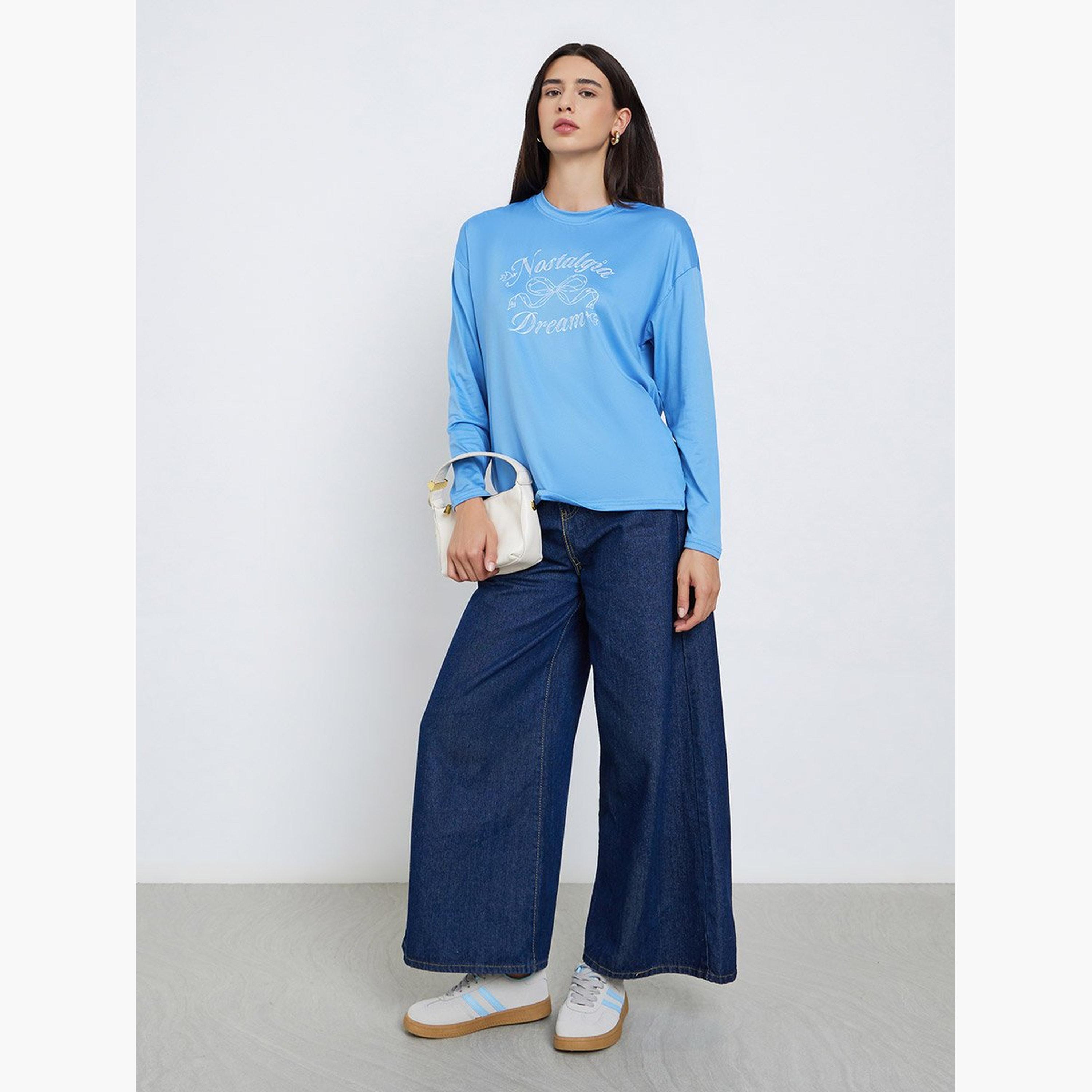 ستايلي - تي شيرت بقصّة عادية وطبعة جرافيكية لون أزرق-women-clothing-tshirts-image-2