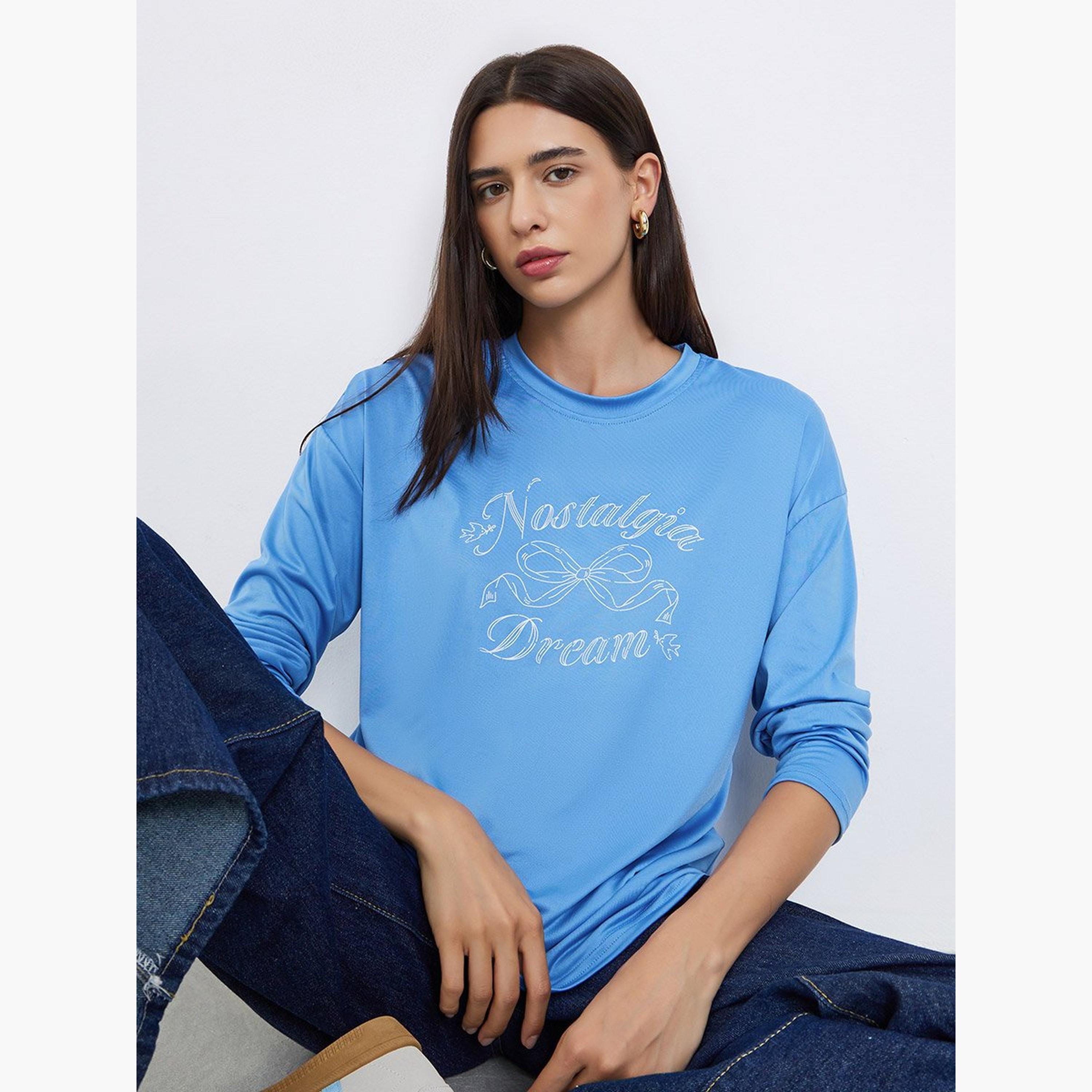 ستايلي - تي شيرت بقصّة عادية وطبعة جرافيكية لون أزرق-women-clothing-tshirts-image-3