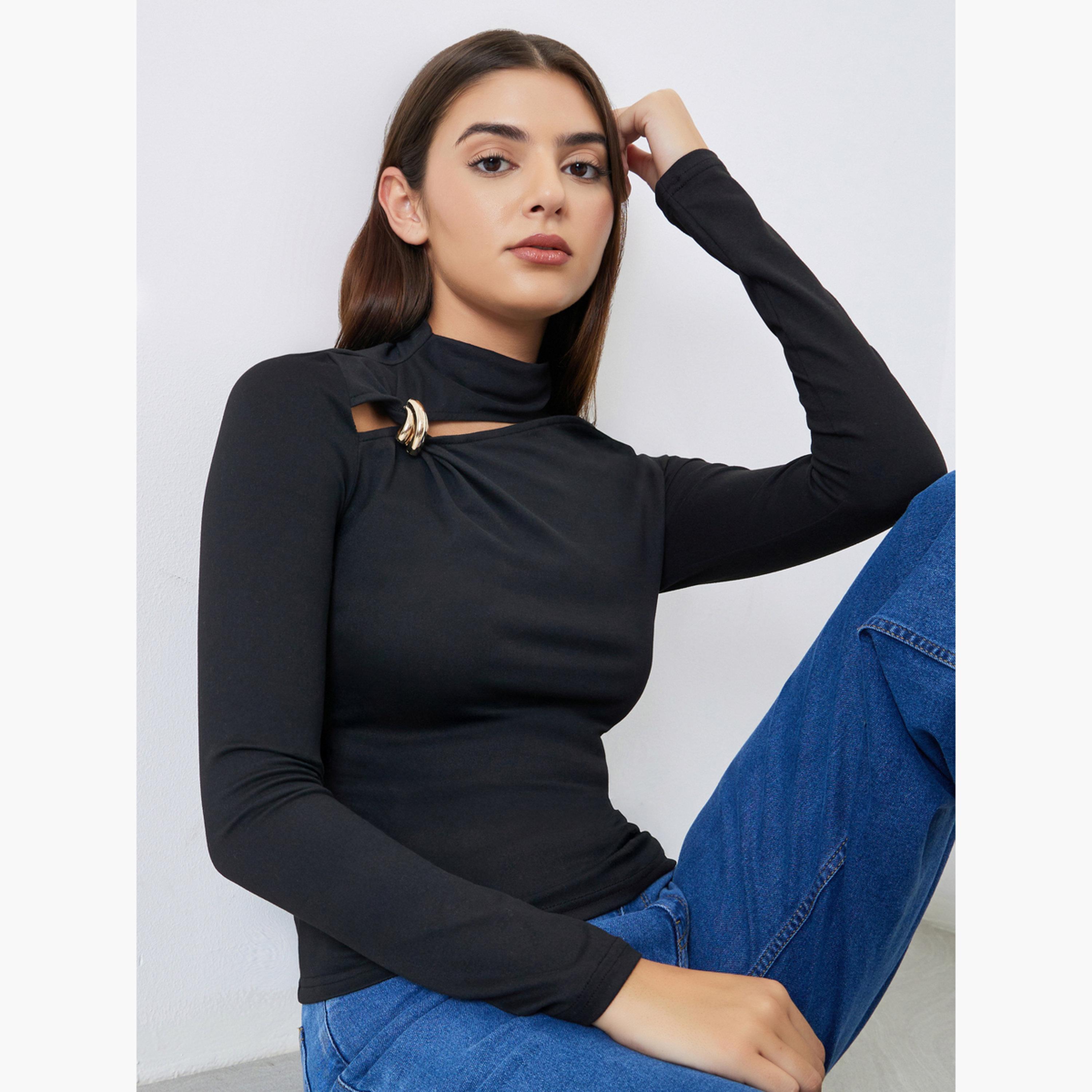 Styli Women Black Solid Cut Out Front Slim Fit T-Shirt with Metal Trim-women-clothing-tshirts-image-3