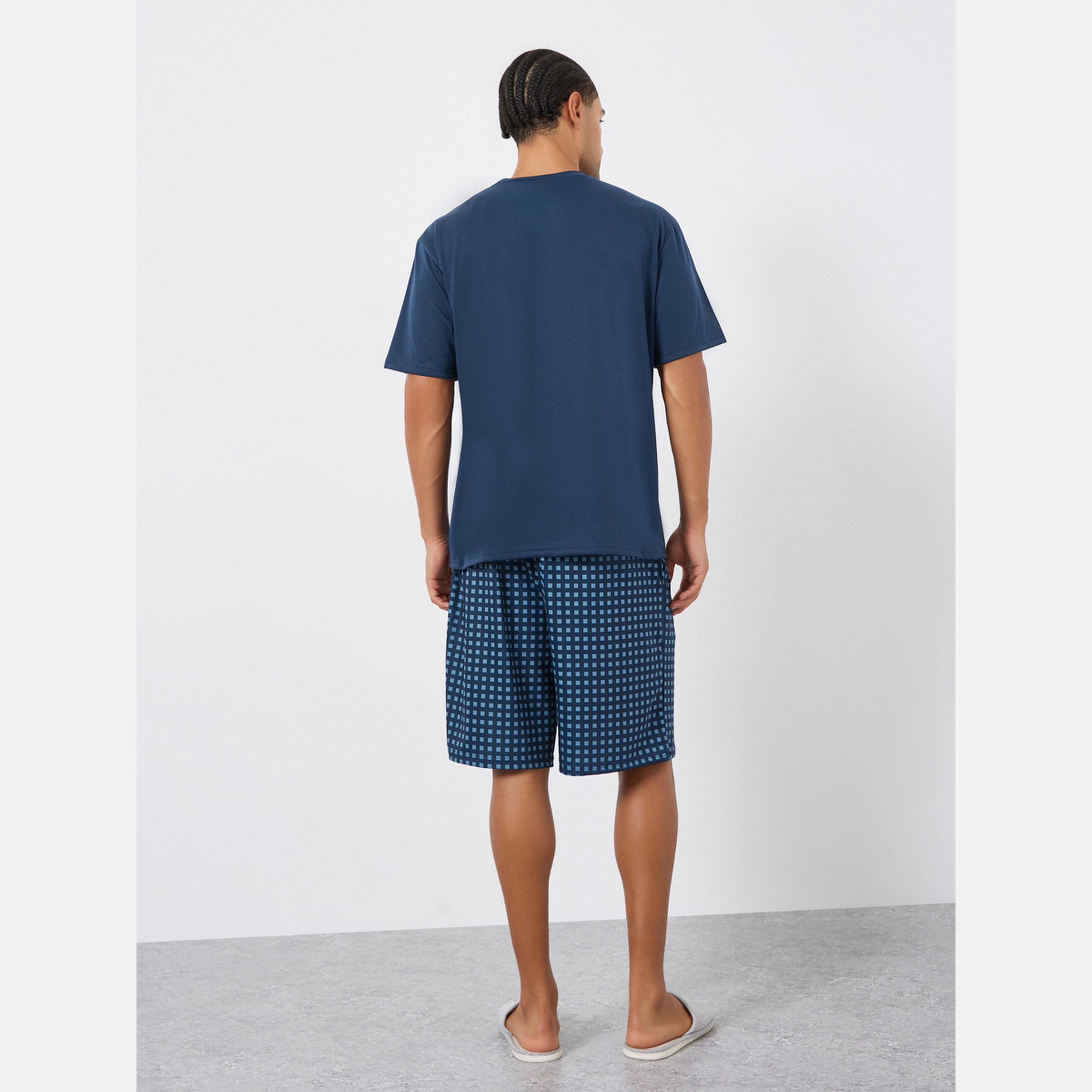 ستايلي - طقم رجالي تي شيرت وشورت مريح منقوش باللون الأزرق البحري-men-clothing-nightwear-sets-image-6