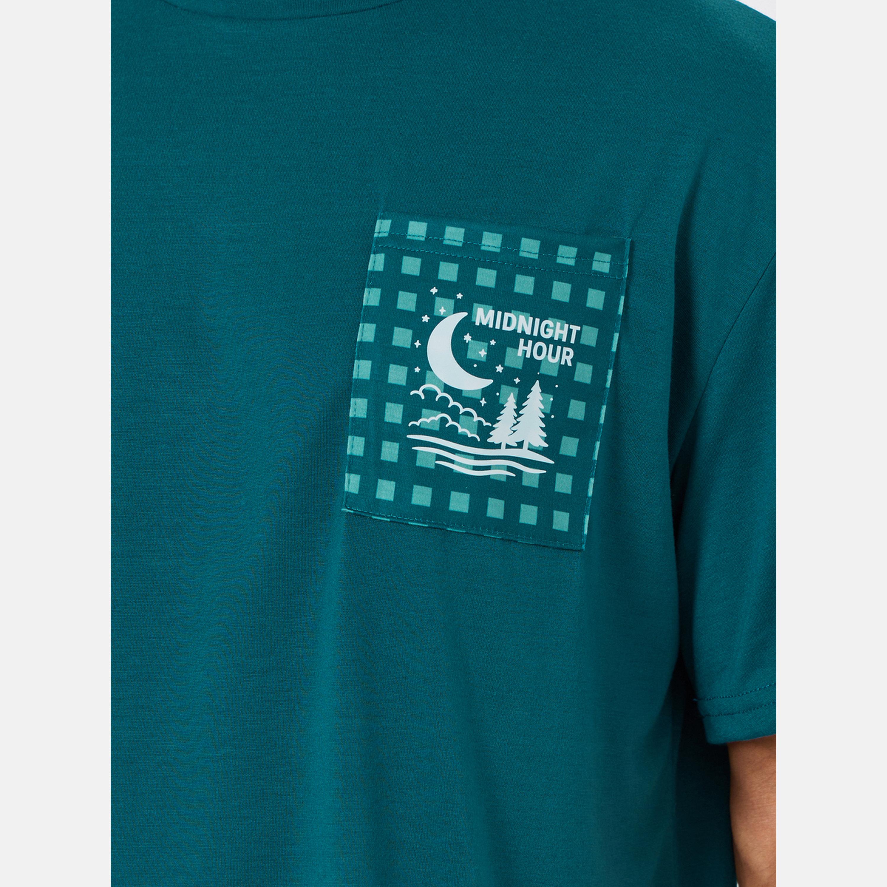 ستايلي - طقم تي شيرت وشورت رجالي بتصميم مريح منقوش باللون الأزرق المخضر-men-clothing-nightwear-sets-image-4
