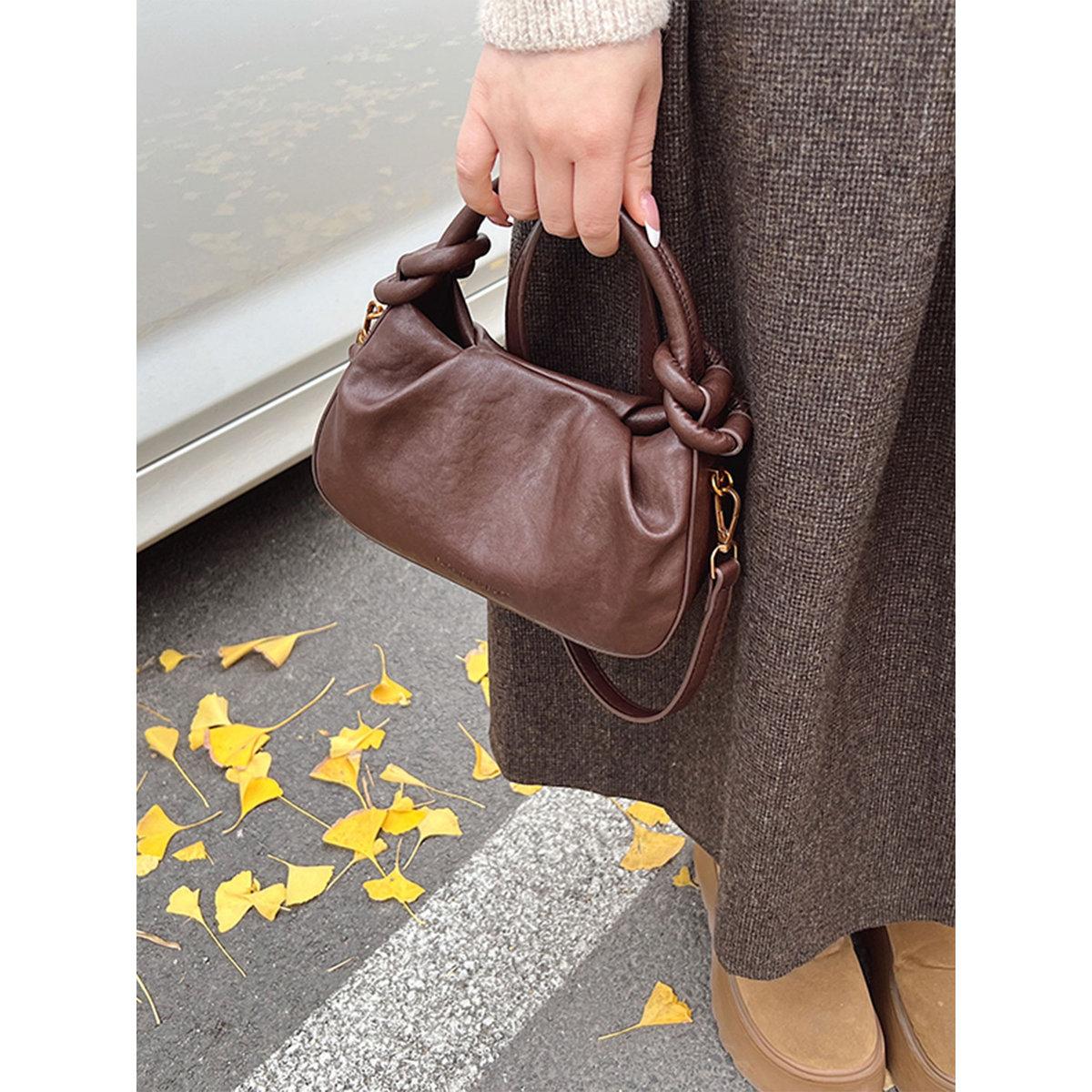 شنطة يد سادة بحمالة كتف قابلة للتعديل-women-bagsandwallets-handbags-image-2