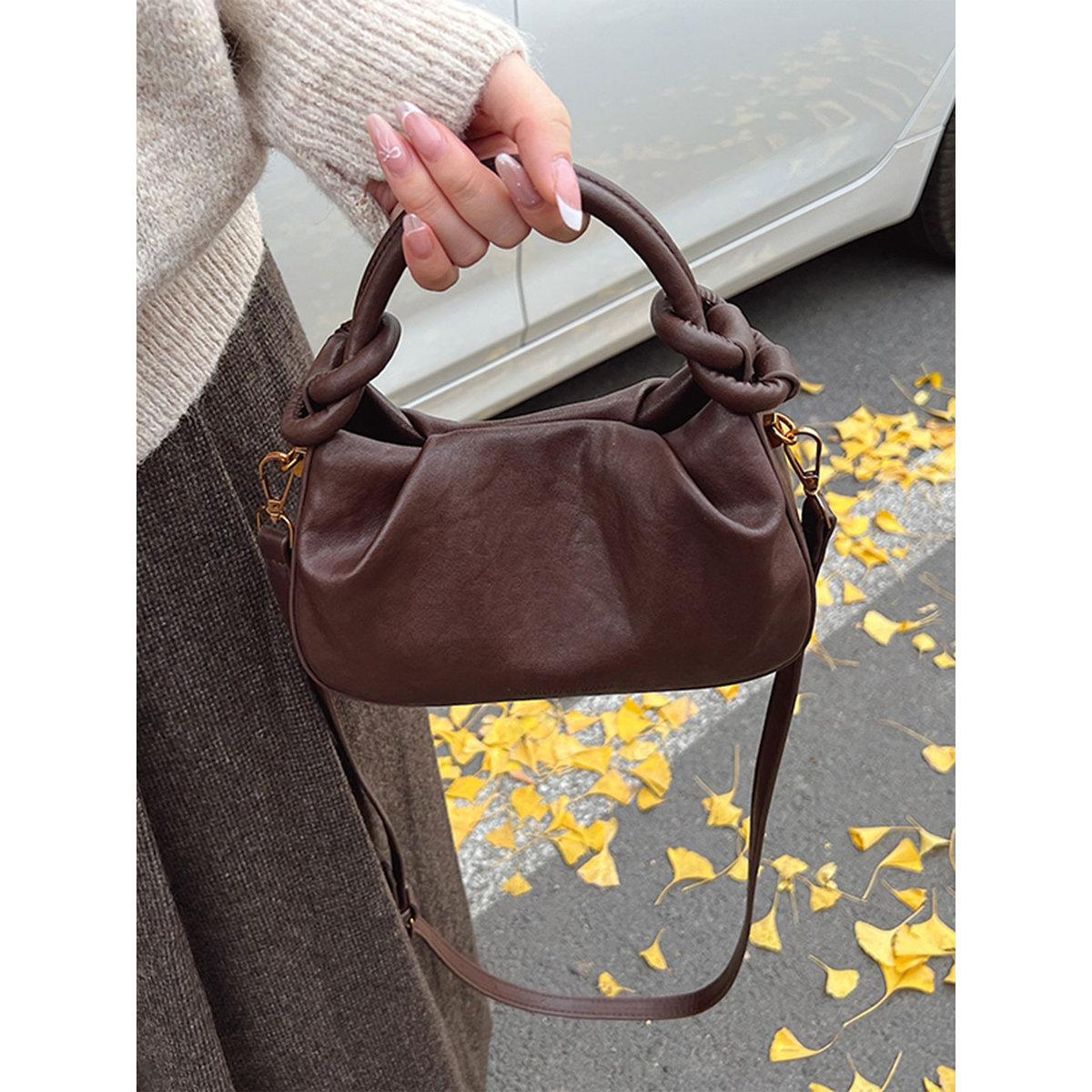 شنطة يد سادة بحمالة كتف قابلة للتعديل-women-bagsandwallets-handbags-image-6