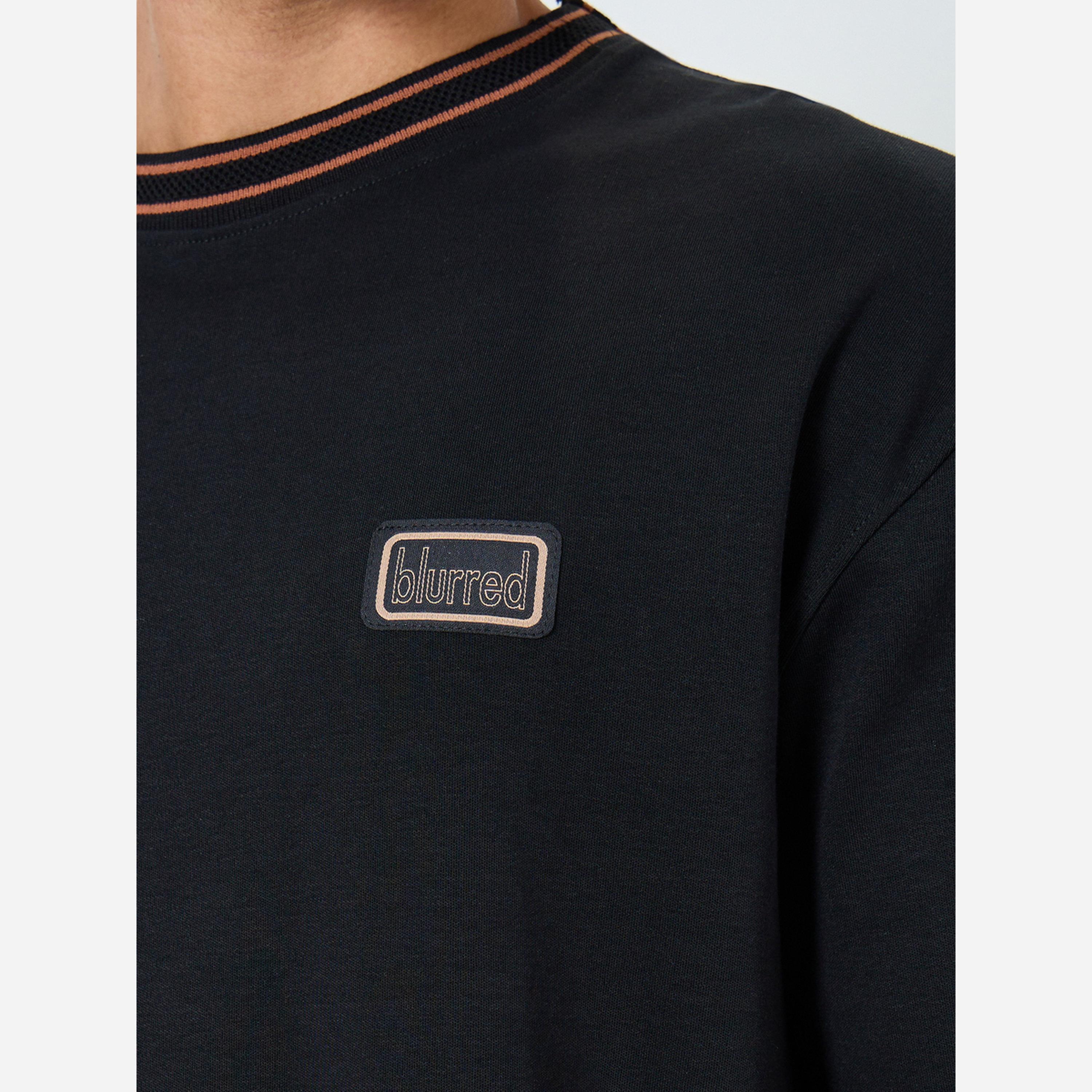 Styli Men Black Oversized Chest Patch T-Shirt-men-clothing-tshirtsandpolos-tshirts-image-3