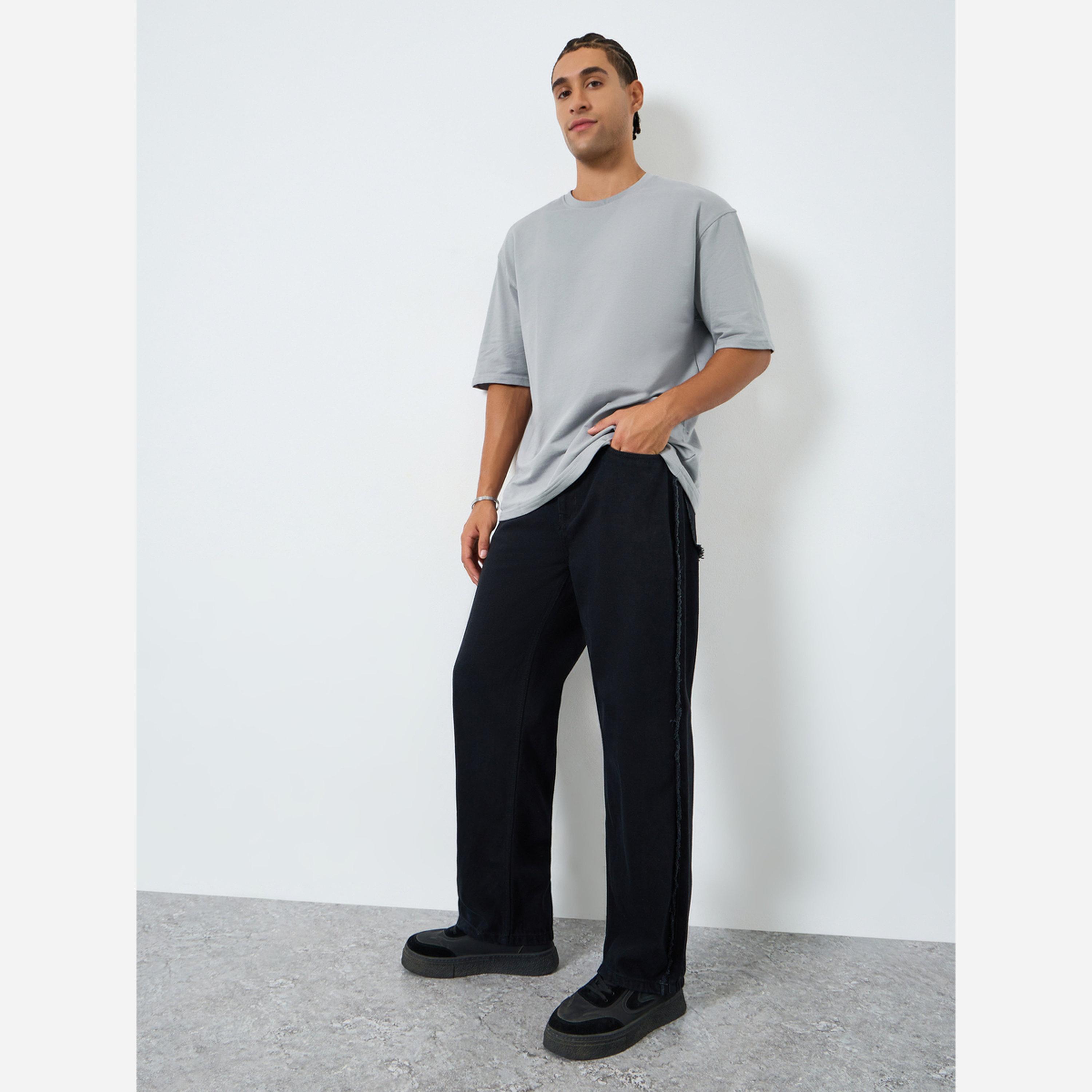 ستايلي - تيشيرت رجالي لون رمادي طبعة رسومات مقاس واسع-men-clothing-tshirtsandpolos-tshirts-image-2
