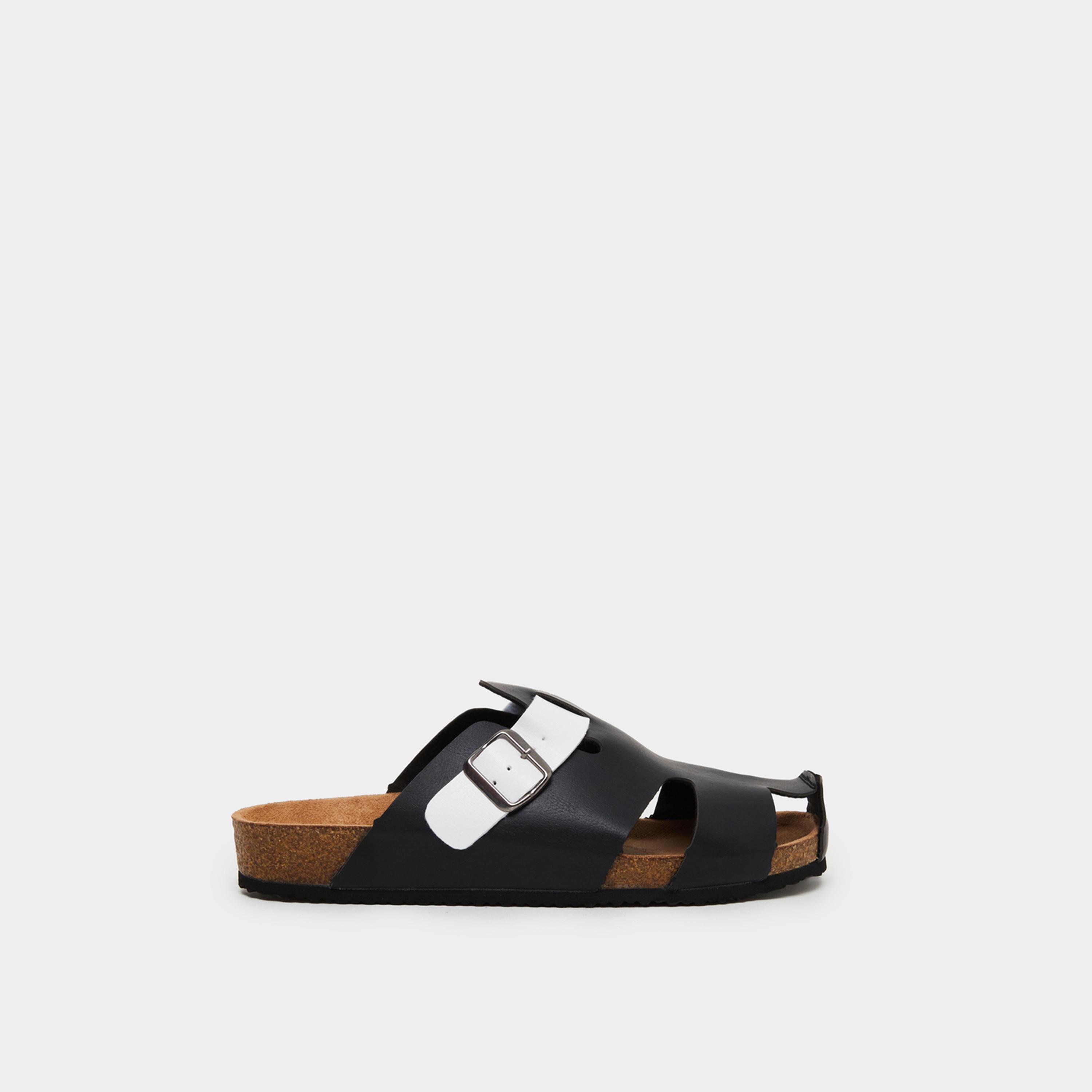 ستايلي - صندل مريح للرجال ثنائي اللون مزود بإبزيم-men-shoes-sandals-image-3