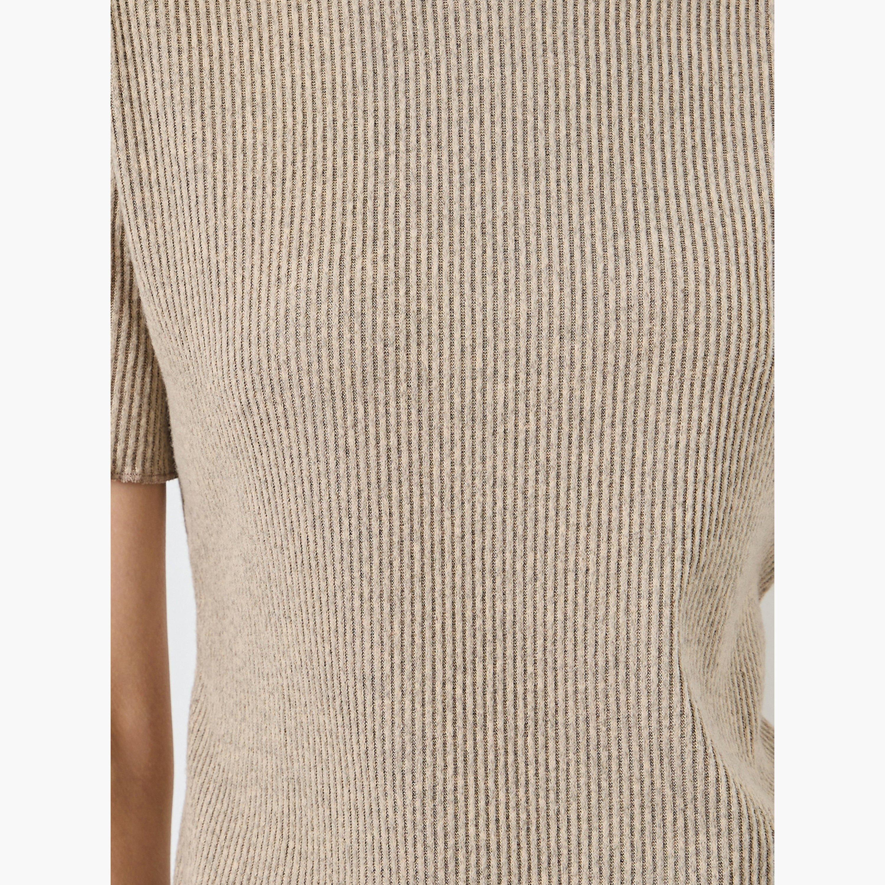 ستايلي - طقم بلوزة وتنورة محبوكة مضلعة باللون البيج للنساء-women-clothing-coordsets-image-5
