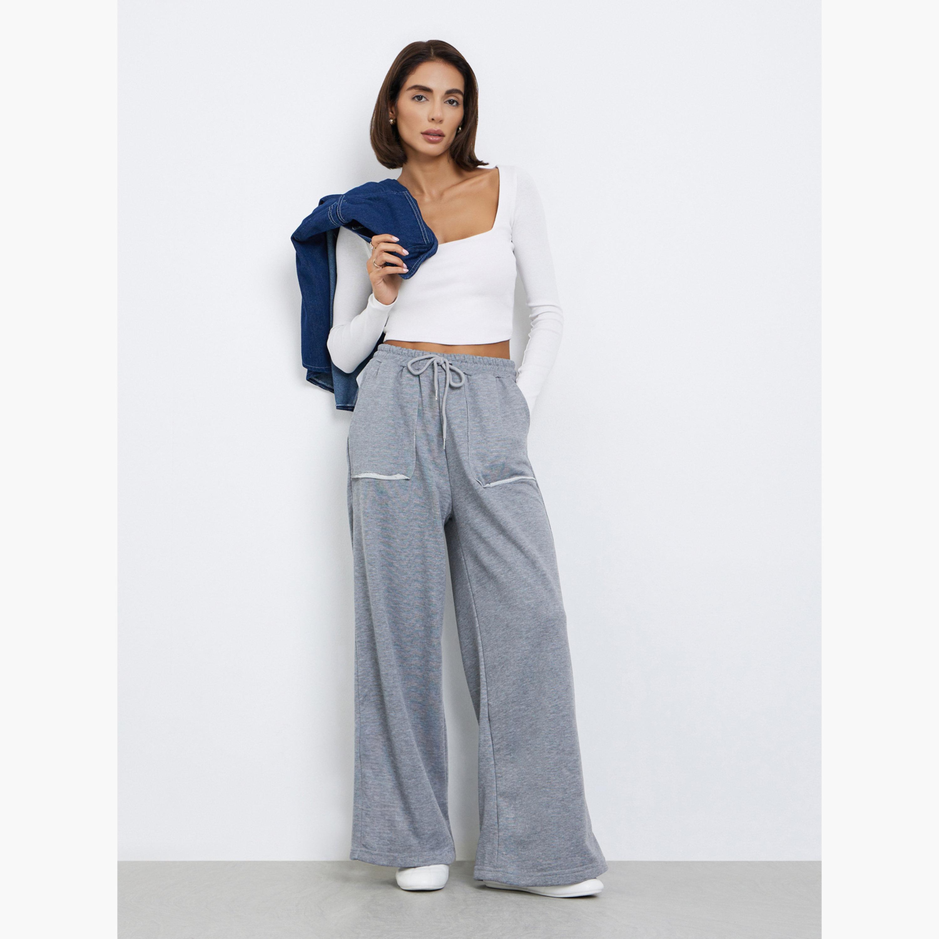 ستايلي - بنطال رياضي رمادي سادة واسع الساق مع خصر برباط للنساء-women-clothing-bottoms-joggers-image-2
