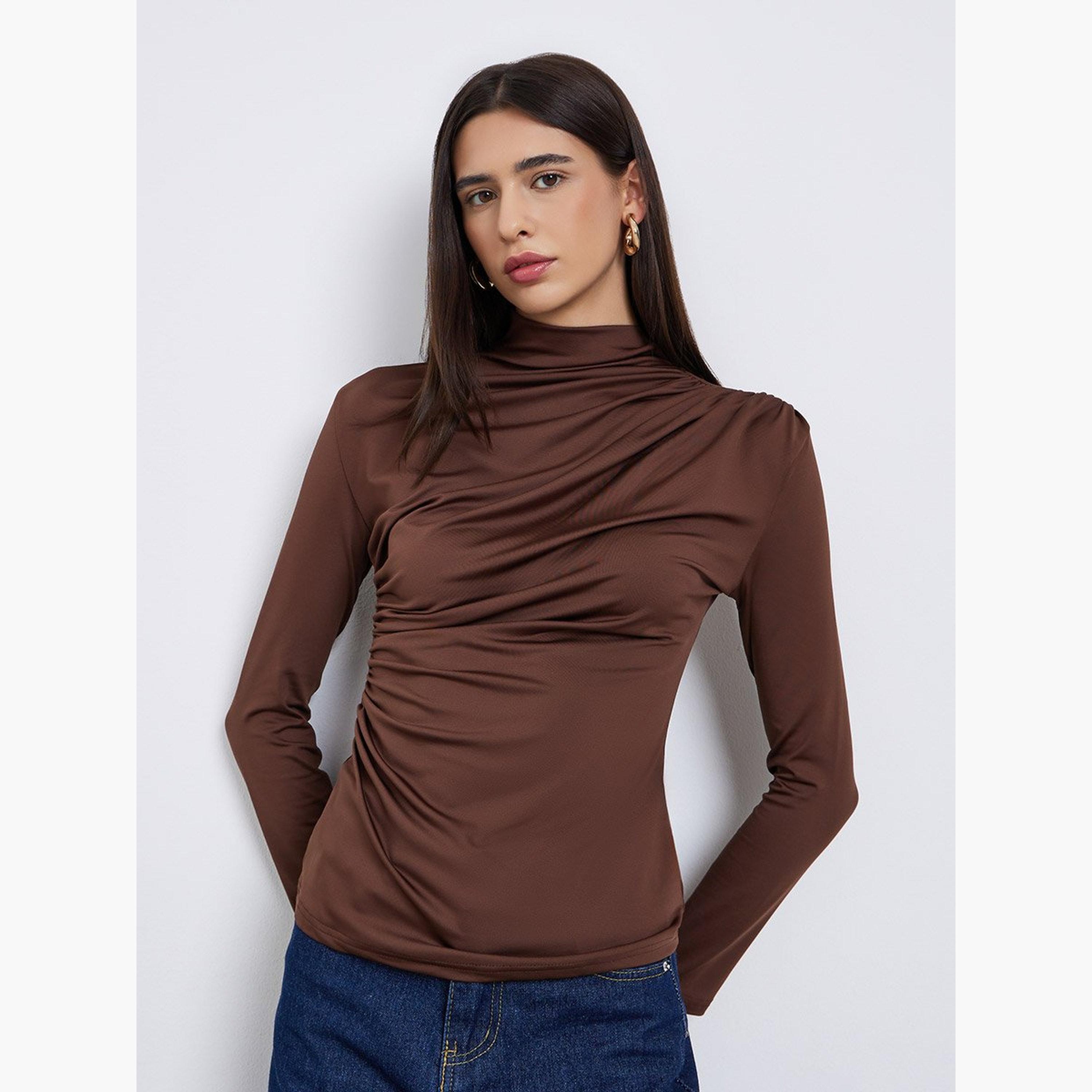 تيك تو - بلوزة بنية اللون برقبة عالية وأكمام طويلة وتفاصيل كشكشة-women-clothing-shirtsandblouses-blouses-image-1