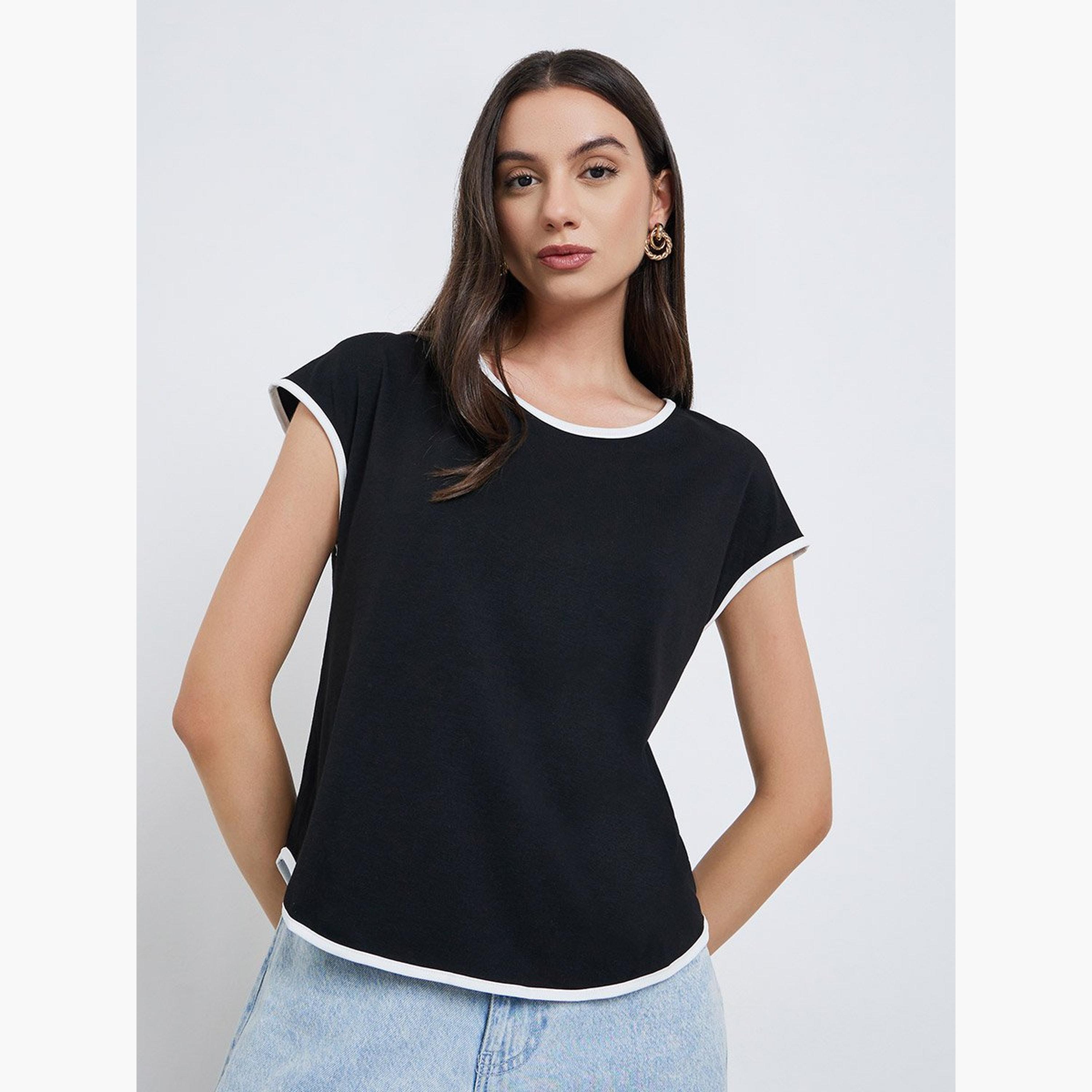 تيك تو - تي شيرت مزين باللونين الأبيض والأسود-women-clothing-coordsets-image-3