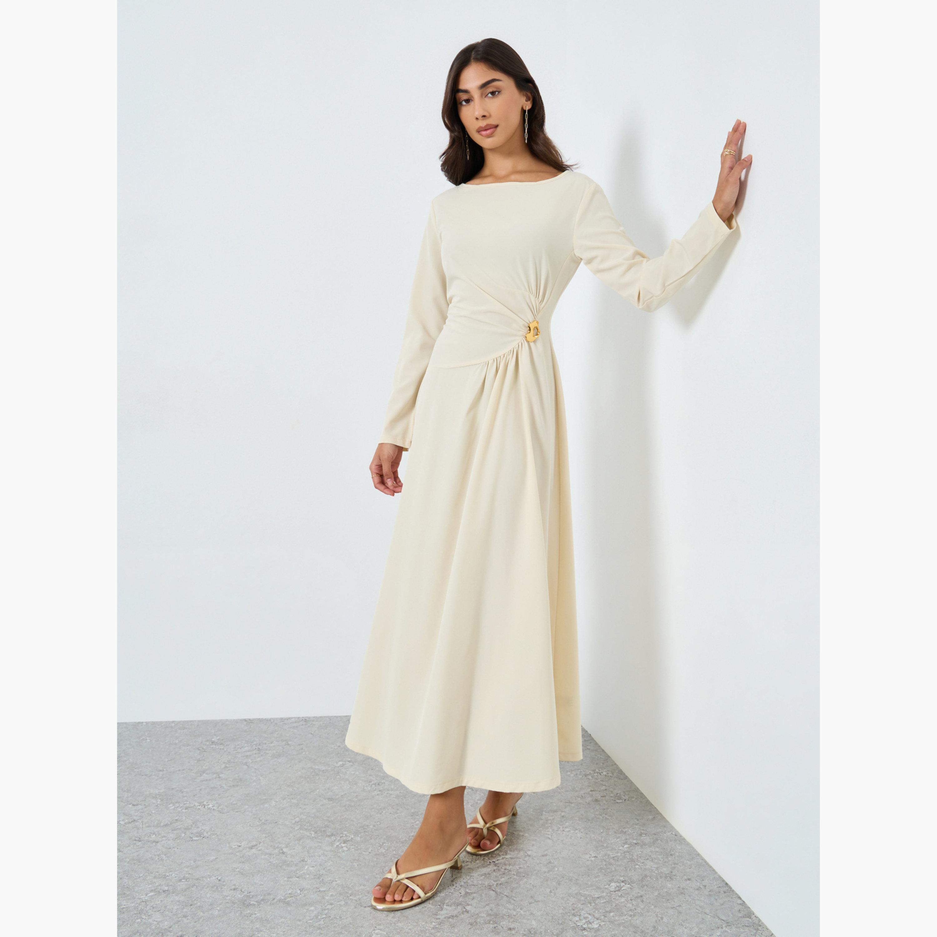 ستايلي - فستان ماكسي بفتحة رقبة وزينة معدنية للنساء-women-clothing-dresses-image-1