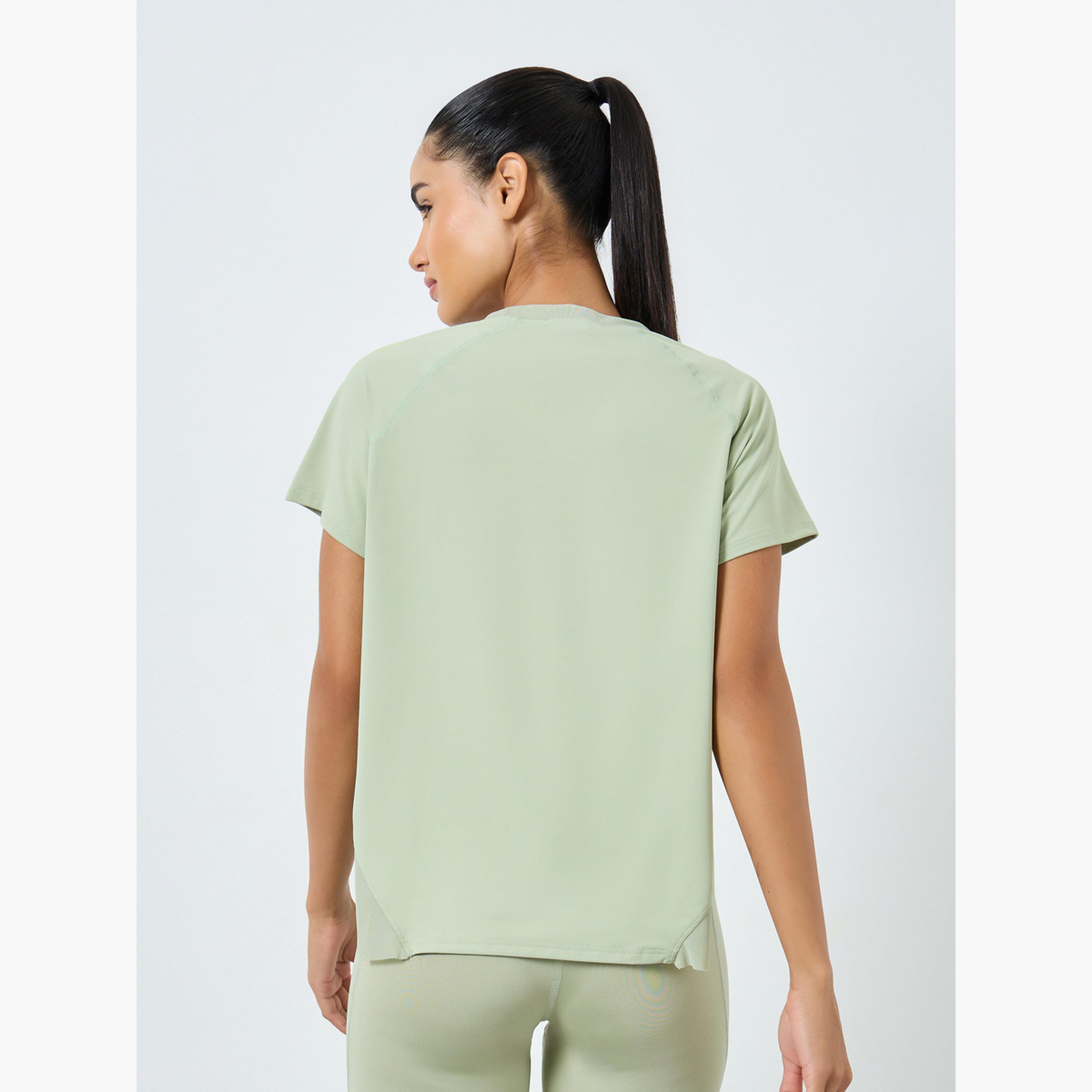 Styli Side Cut Mesh Insert Hem Loose Fit Top-women-clothing-sportswearandactivewear-tshirtsandvests-image-4