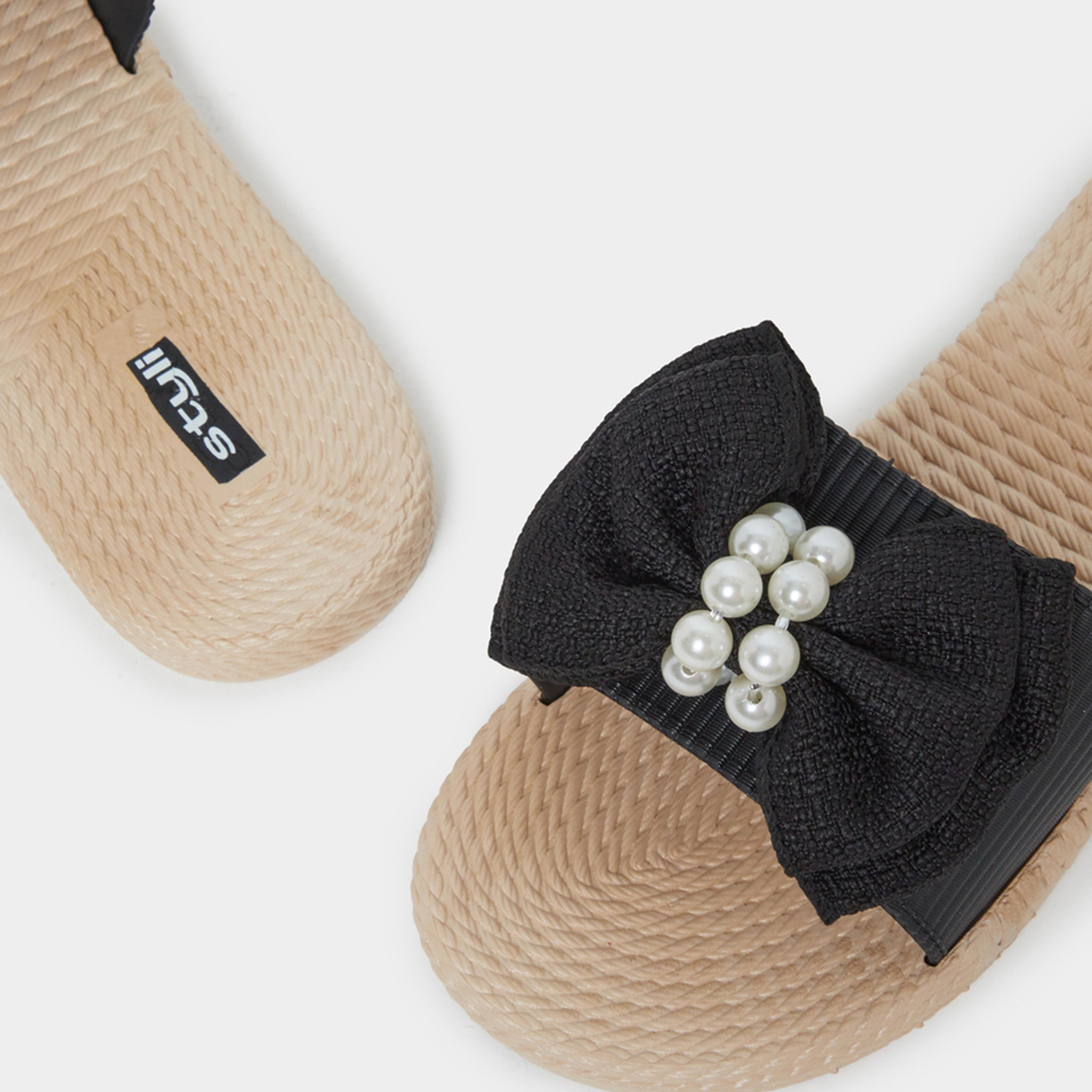 ستايلي - صندل مسطح بتفاصيل فيونكة سوداء للنساء-women-shoes-sandals-flats-image-3