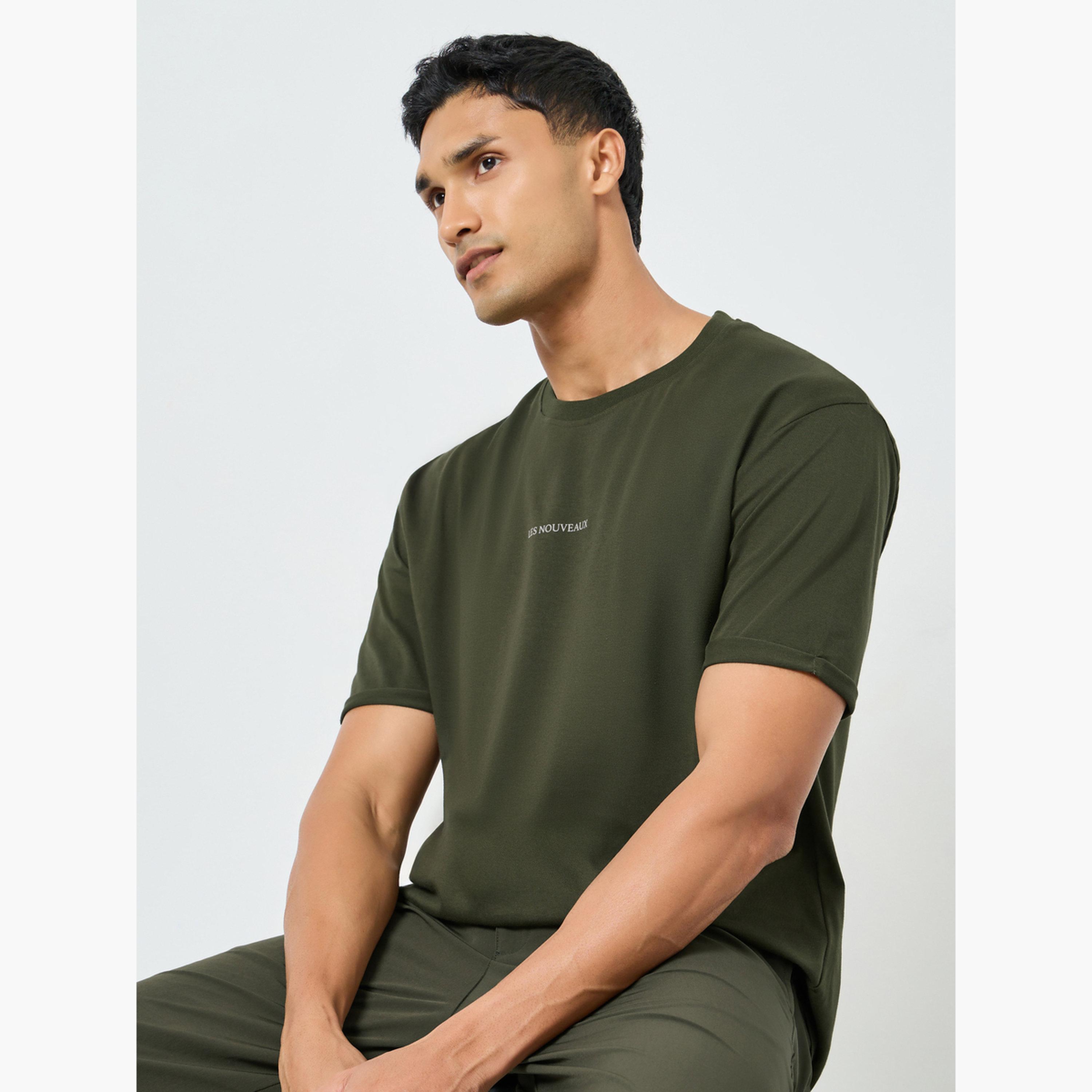 تيشيرت بطبعة شعار بقصة واسعة-men-clothing-tshirtsandpolos-tshirts-image-3