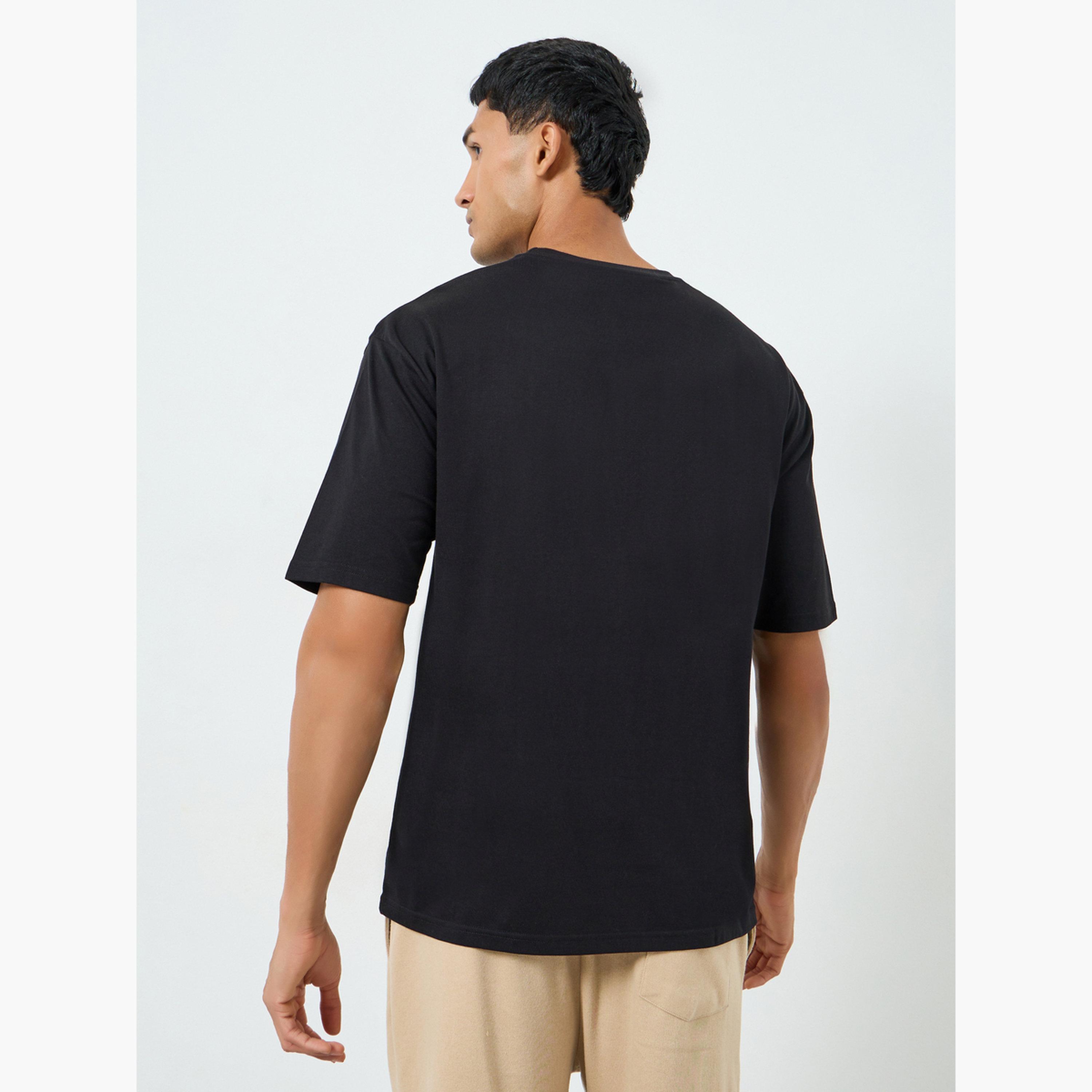 Styli Men Black Graphic Print Oversized T-Shirt-men-clothing-tshirtsandpolos-tshirts-image-5