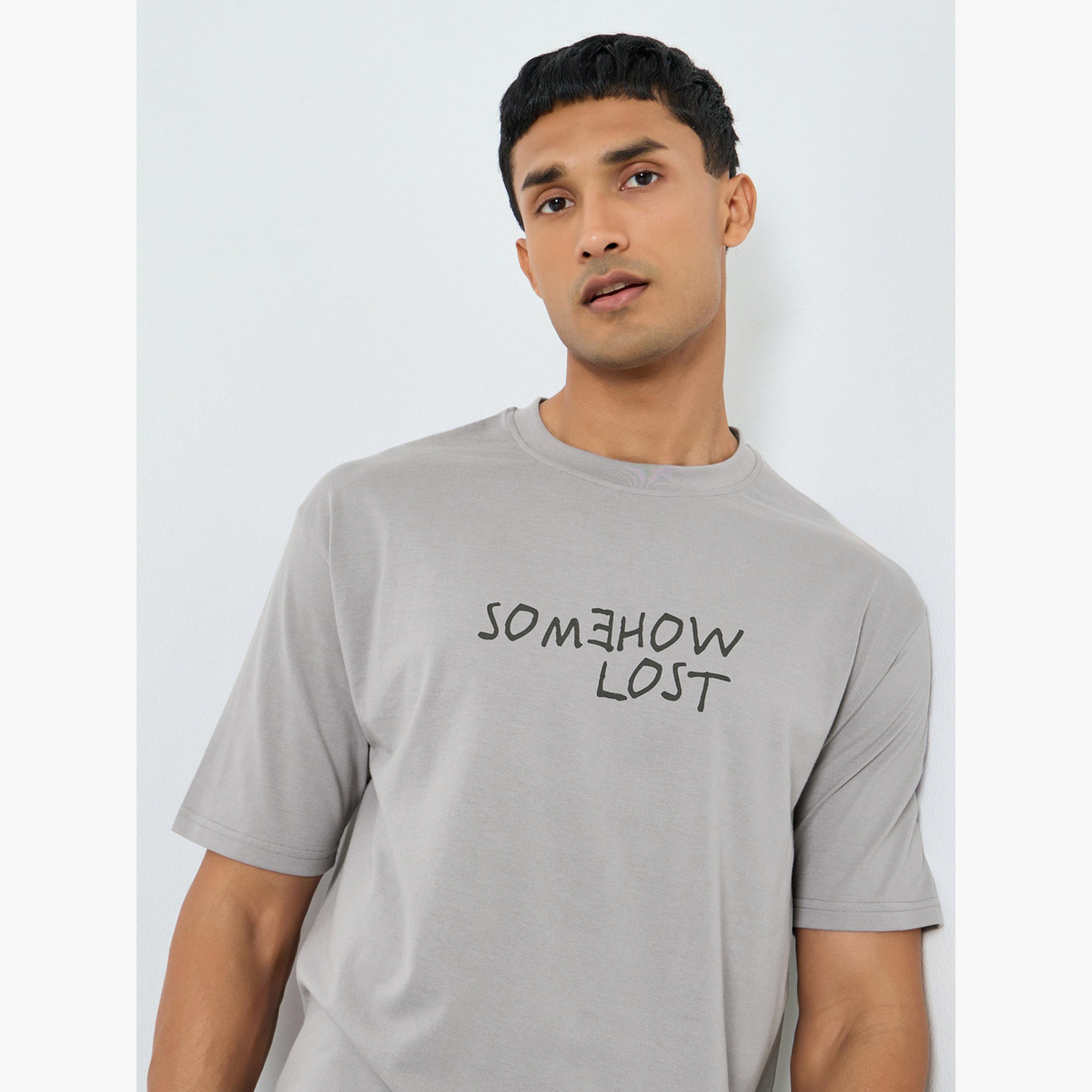 Styli Men Grey Slogan Print Oversized T-Shirt-men-clothing-tshirtsandpolos-tshirts-image-3